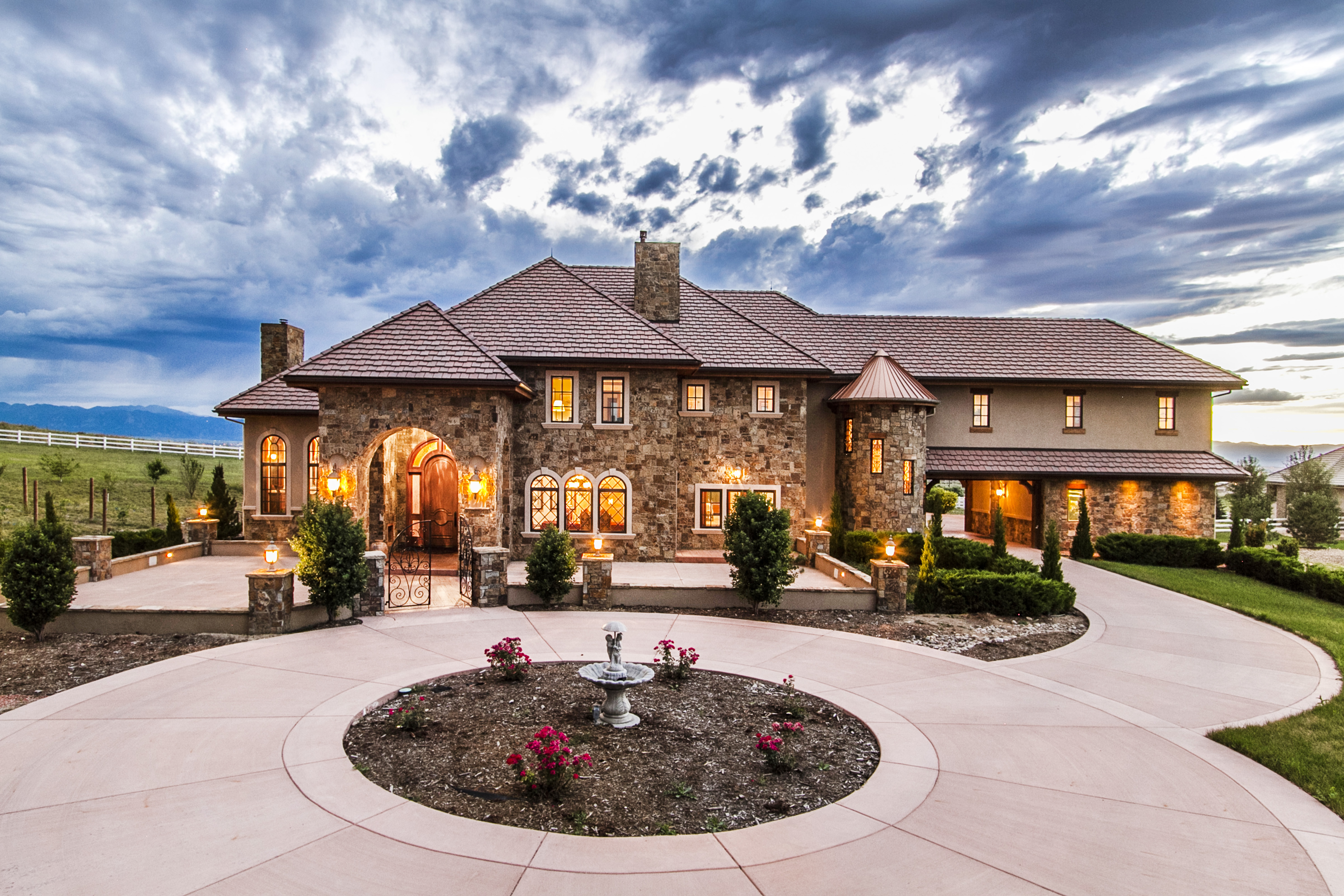 15468 Mountain View Circle, Broomfield CO. Listed by LIV Sotheby's International Realty for $2.65M.