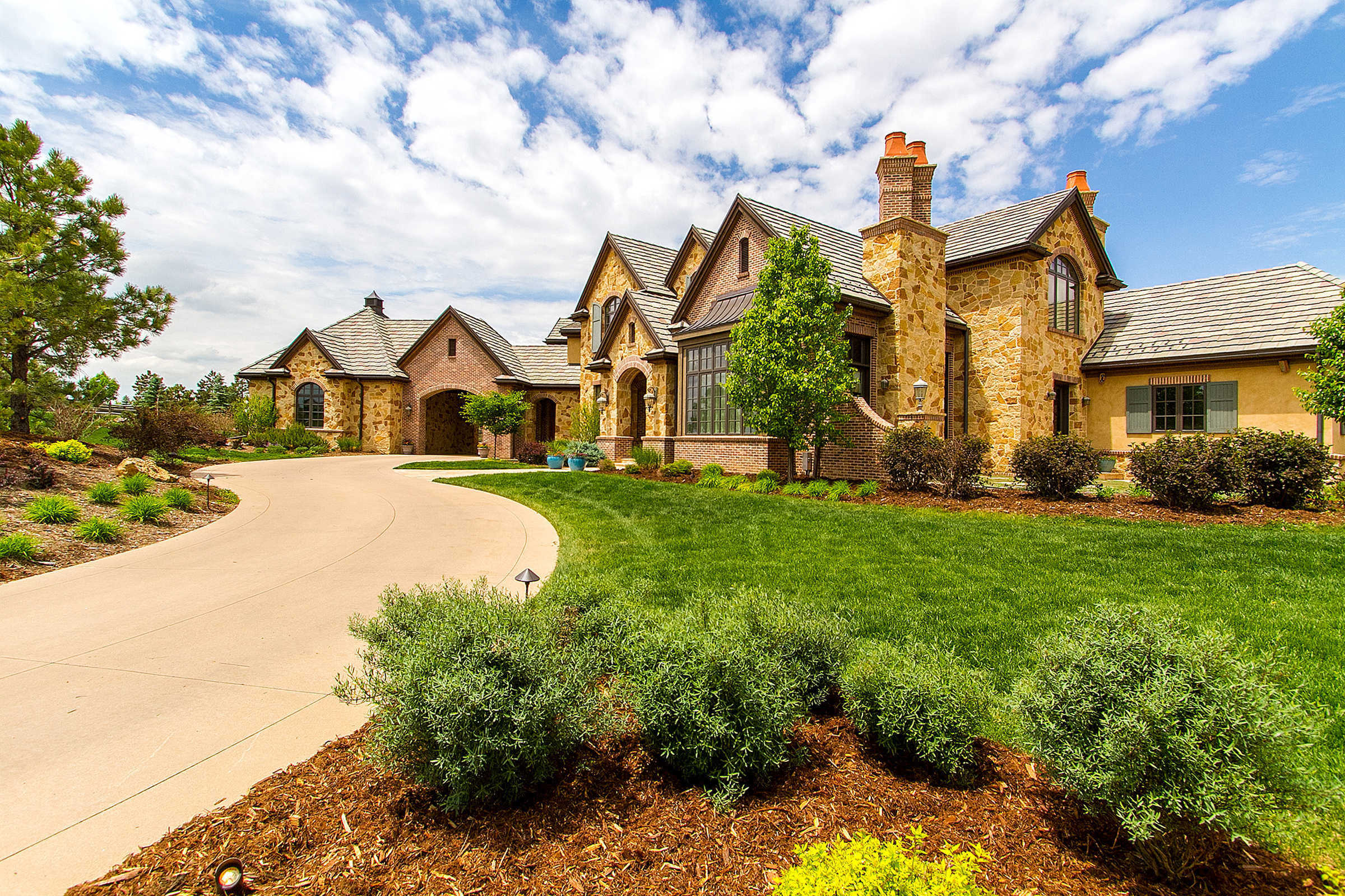 Pictured: Sold – 4081 Preserve Parkway, Greenwood Village CO. Listed by LIV Sotheby’s International Realty broker, Janet Kritzer, for $4,700,000.