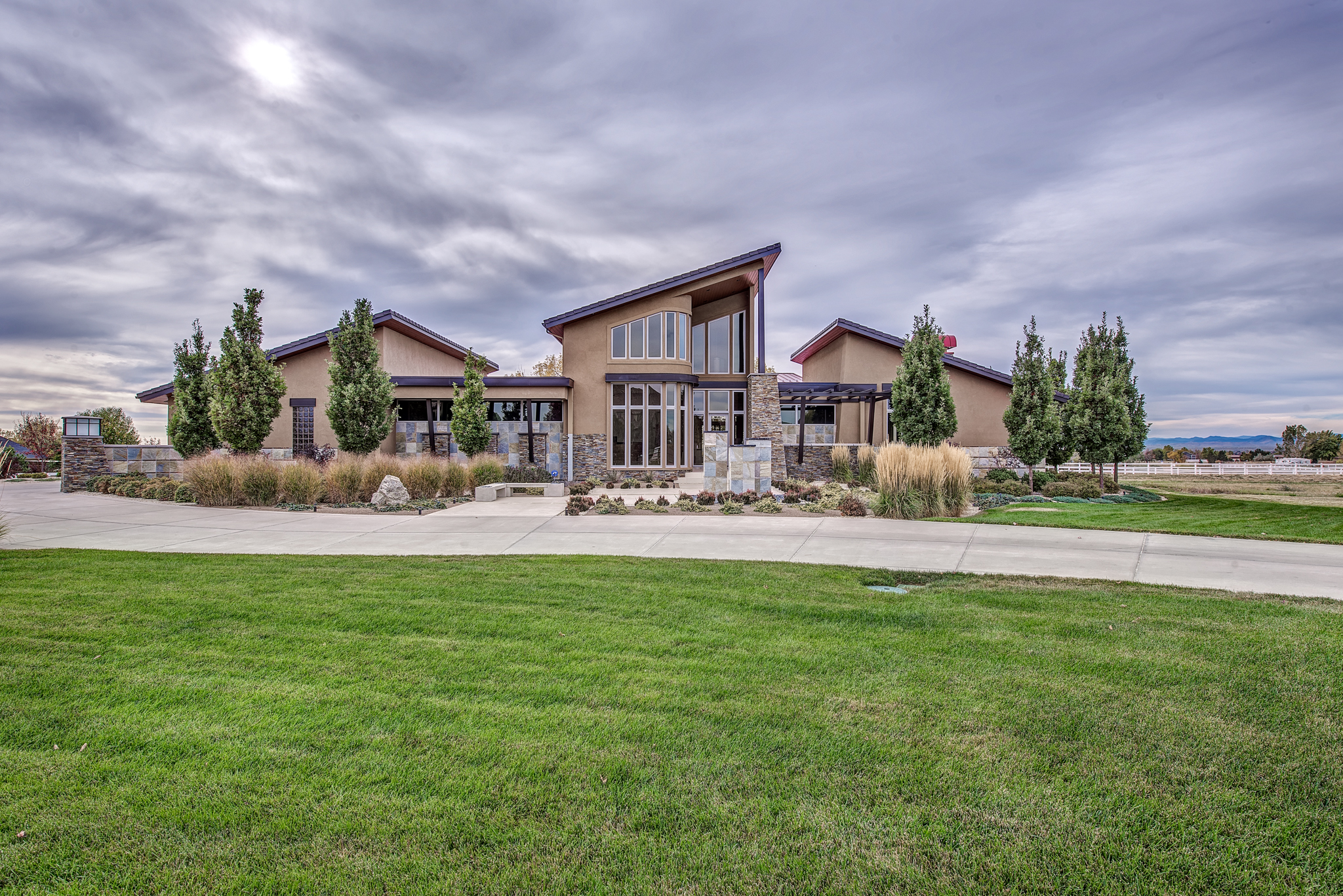 15000 Prairie Place, Broomfield. Sold for $2,100,000 by LIV Sotheby’s International Realty’s MileHiModern team.