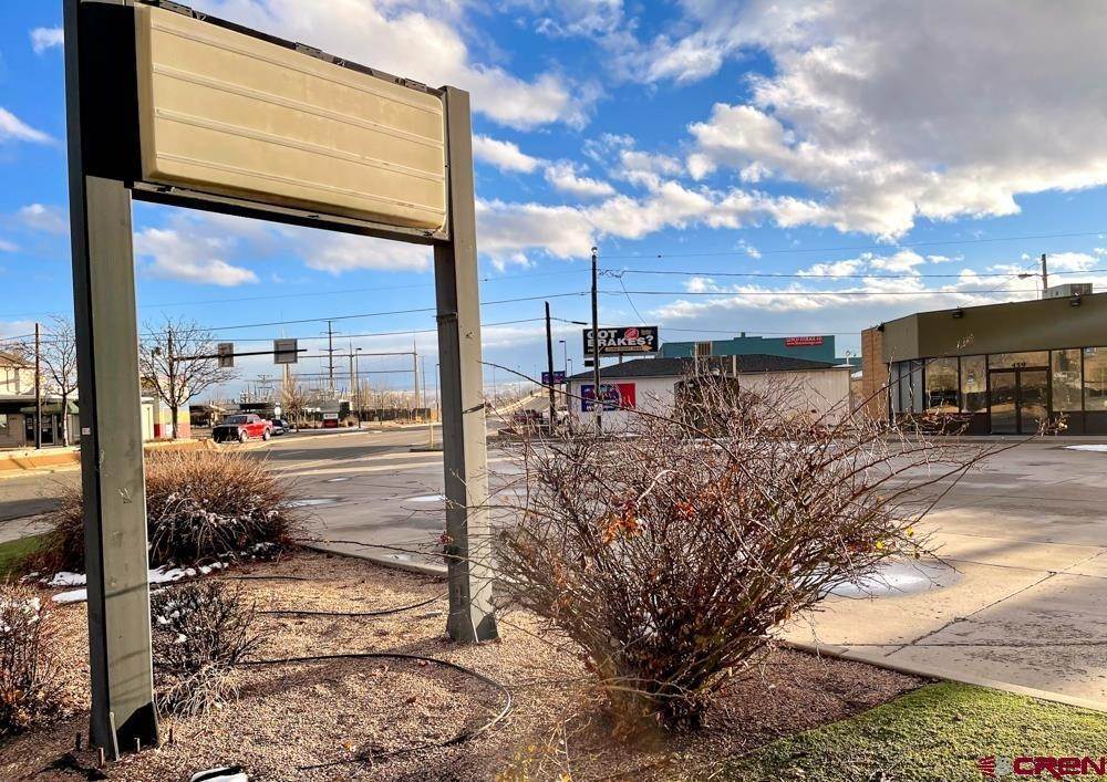 2. Retail for Active at 459 Pitkin Avenue Grand Junction, Colorado 81501 United States