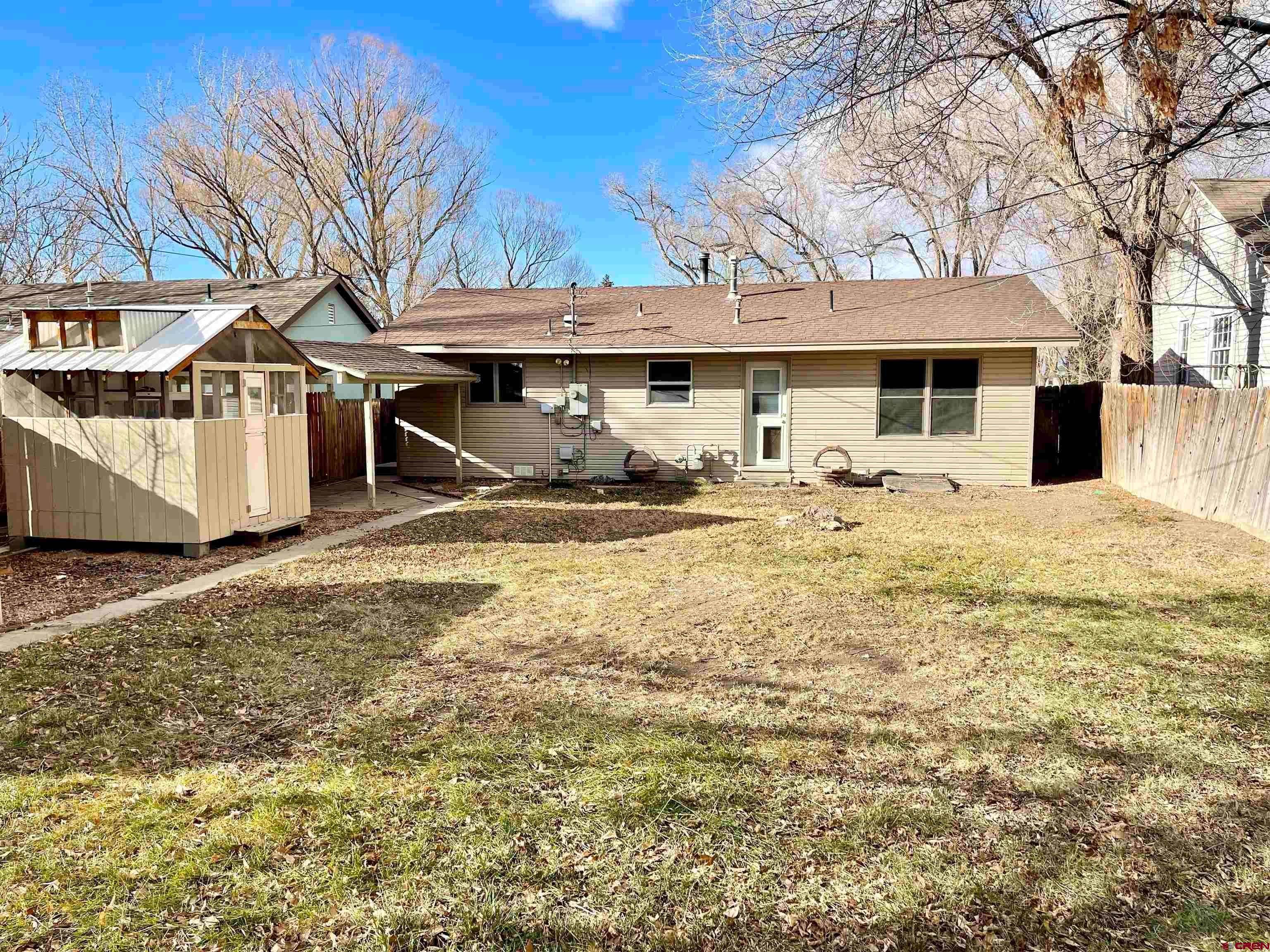 16. Single Family Homes for Active at 1136 S 3rd Street Montrose, Colorado 81401 United States