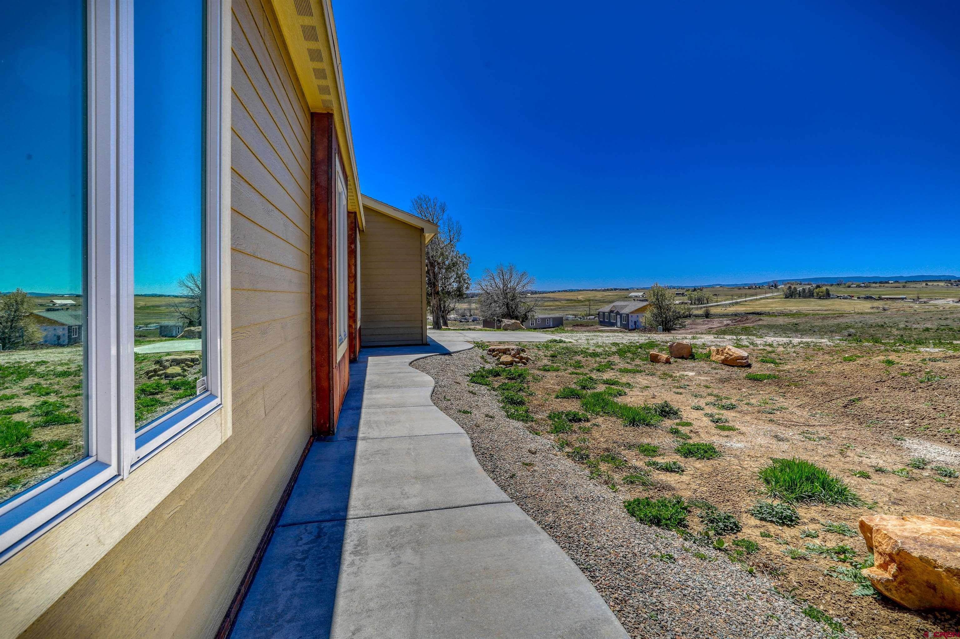 6. Single Family Homes for Active at 135 Chesterfield Place Ignacio, Colorado 81137 United States