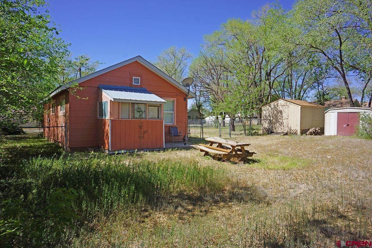 6. Single Family Homes for Active at 100 E 3rd Street Cortez, Colorado 81321 United States