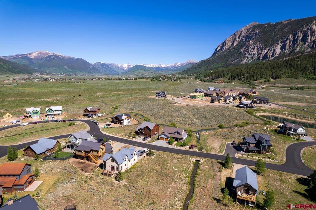 11. Single Family Homes for Active at 161 White Stallion Circle Crested Butte, Colorado 81224 United States
