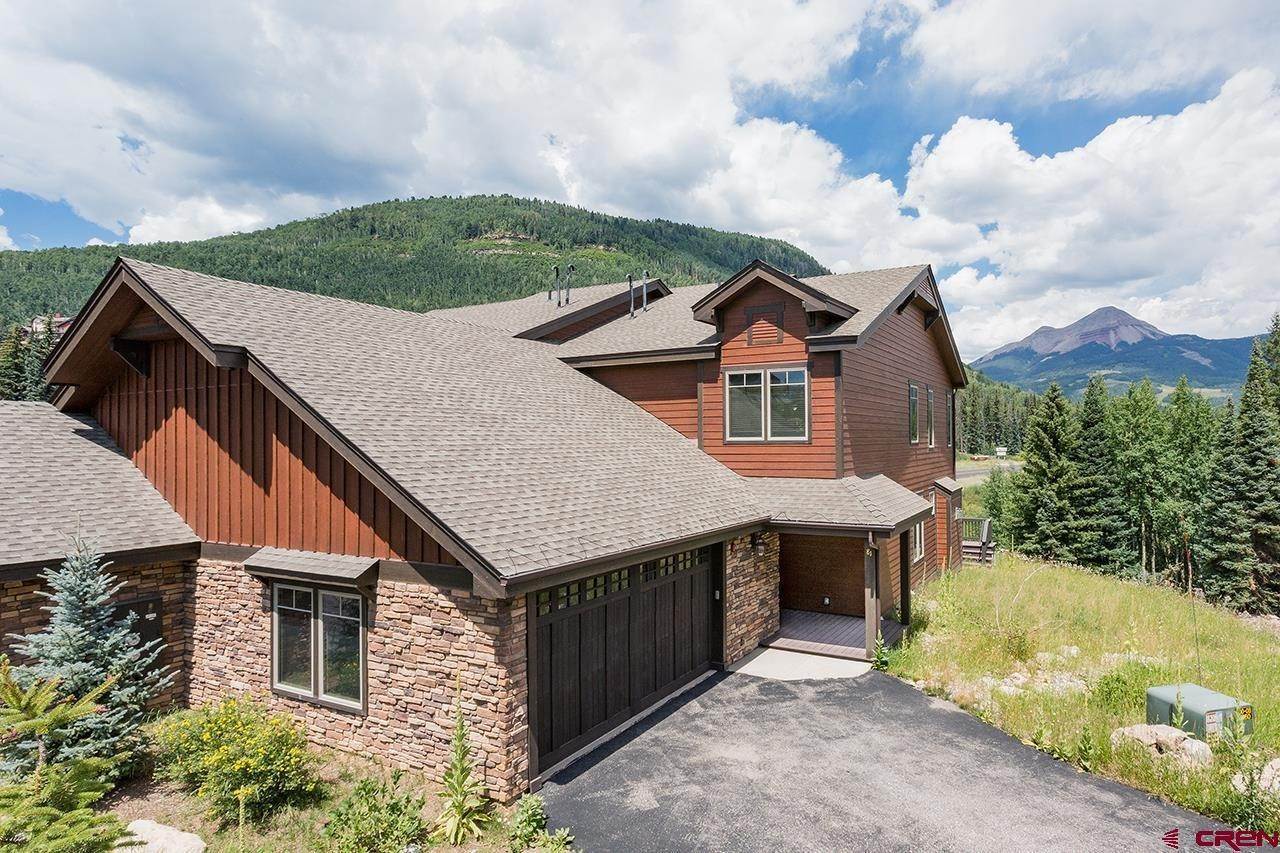 Townhouse for Active at 81 Tacoma Drive Durango, Colorado 81301 United States