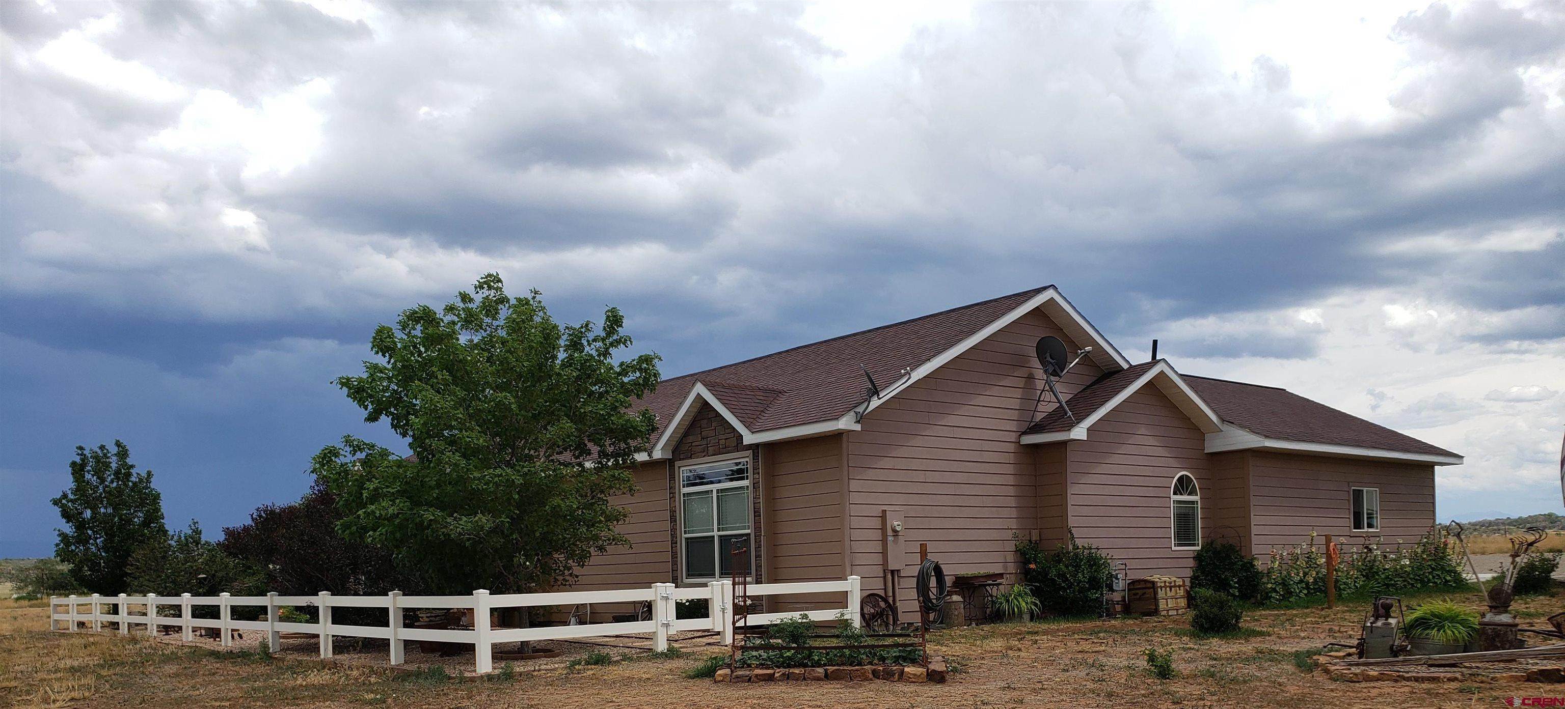 Single Family Homes por un Venta en 37200 II Road Redvale, Colorado 81431 Estados Unidos