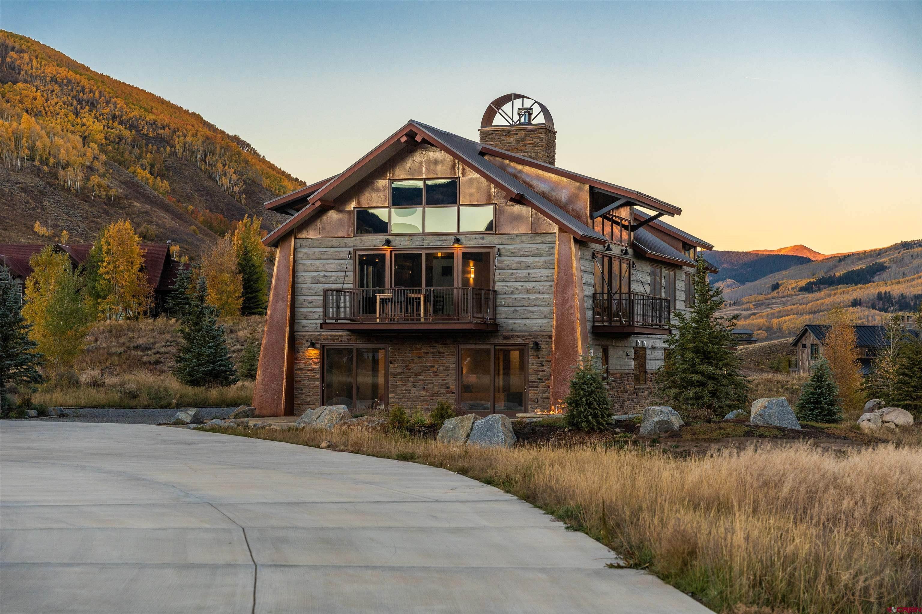 4. Single Family Homes for Active at 312 N Avion Drive Crested Butte, Colorado 81224 United States