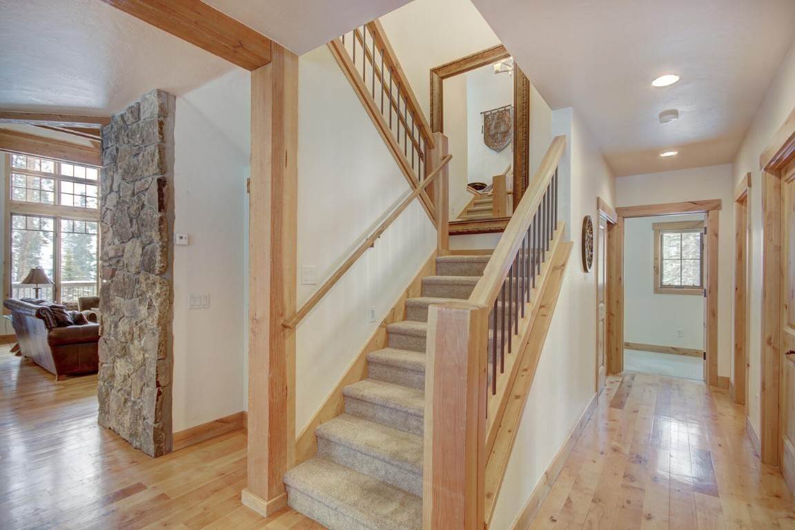 13. Single Family Homes for Active at 67 N Woods Lane Breckenridge, Colorado 80424 United States