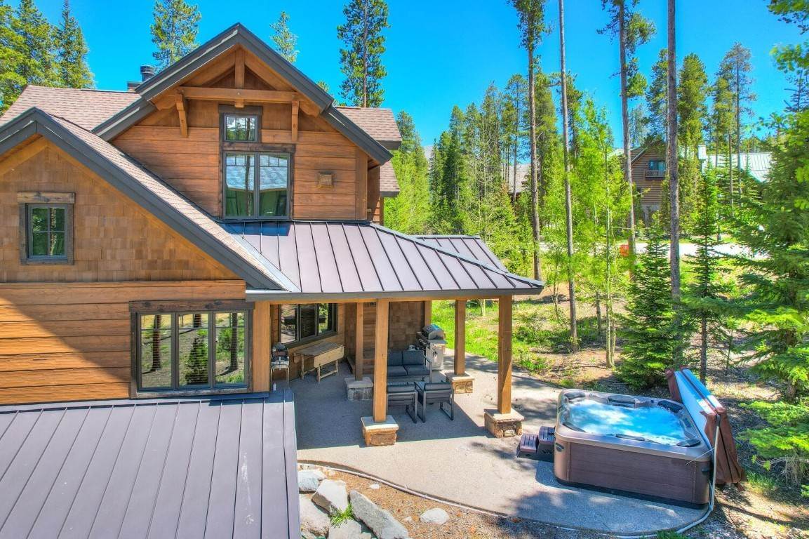 3. Single Family Homes for Active at 67 N Woods Lane Breckenridge, Colorado 80424 United States