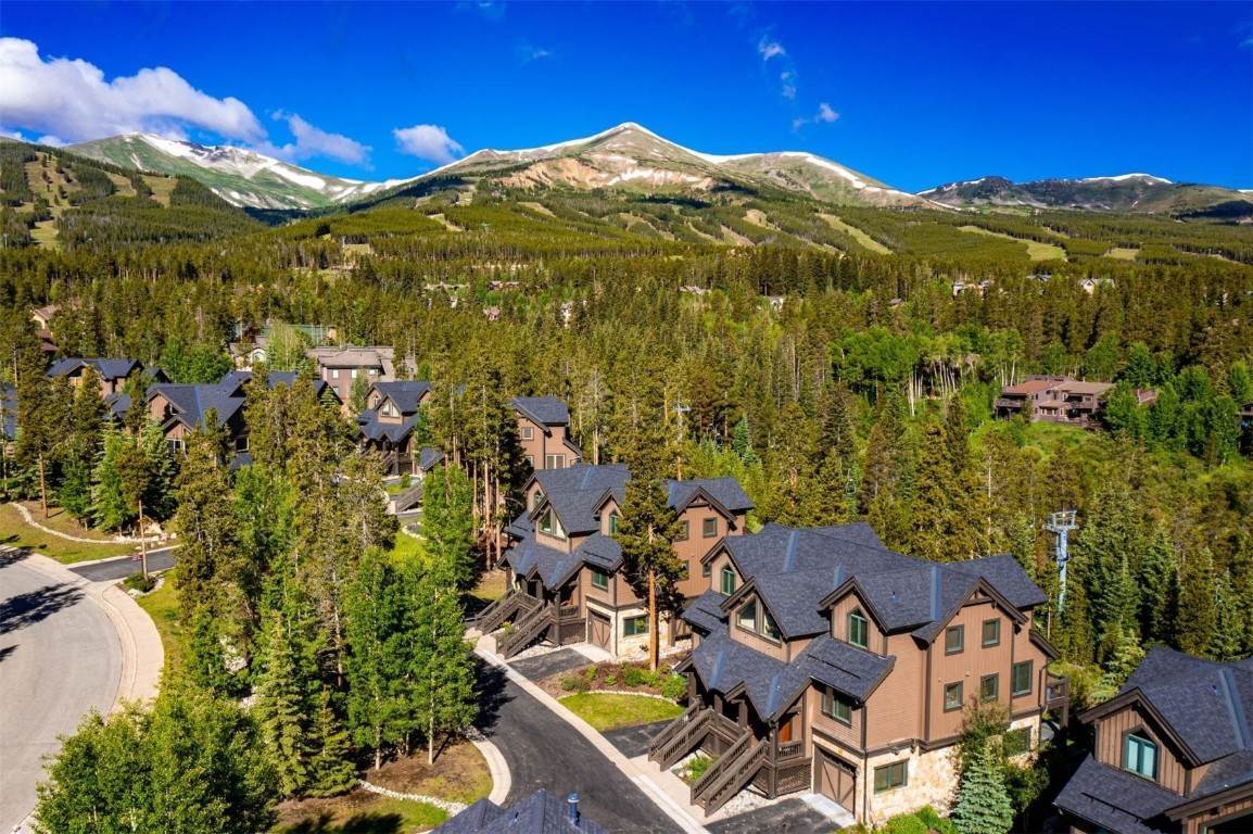 Townhouse for Active at 10 Bluff Court Breckenridge, Colorado 80424 United States