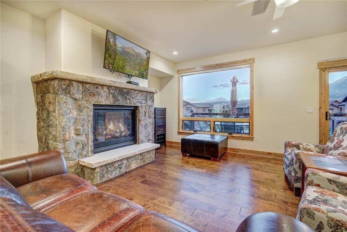 5. Townhouse for Active at 14 Damselfly Loop Silverthorne, Colorado 80498 United States