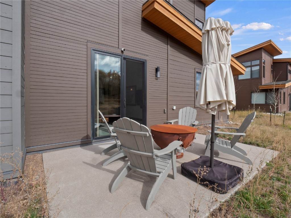 18. Duplex Homes for Active at 22 E Baron Way Silverthorne, Colorado 80498 United States