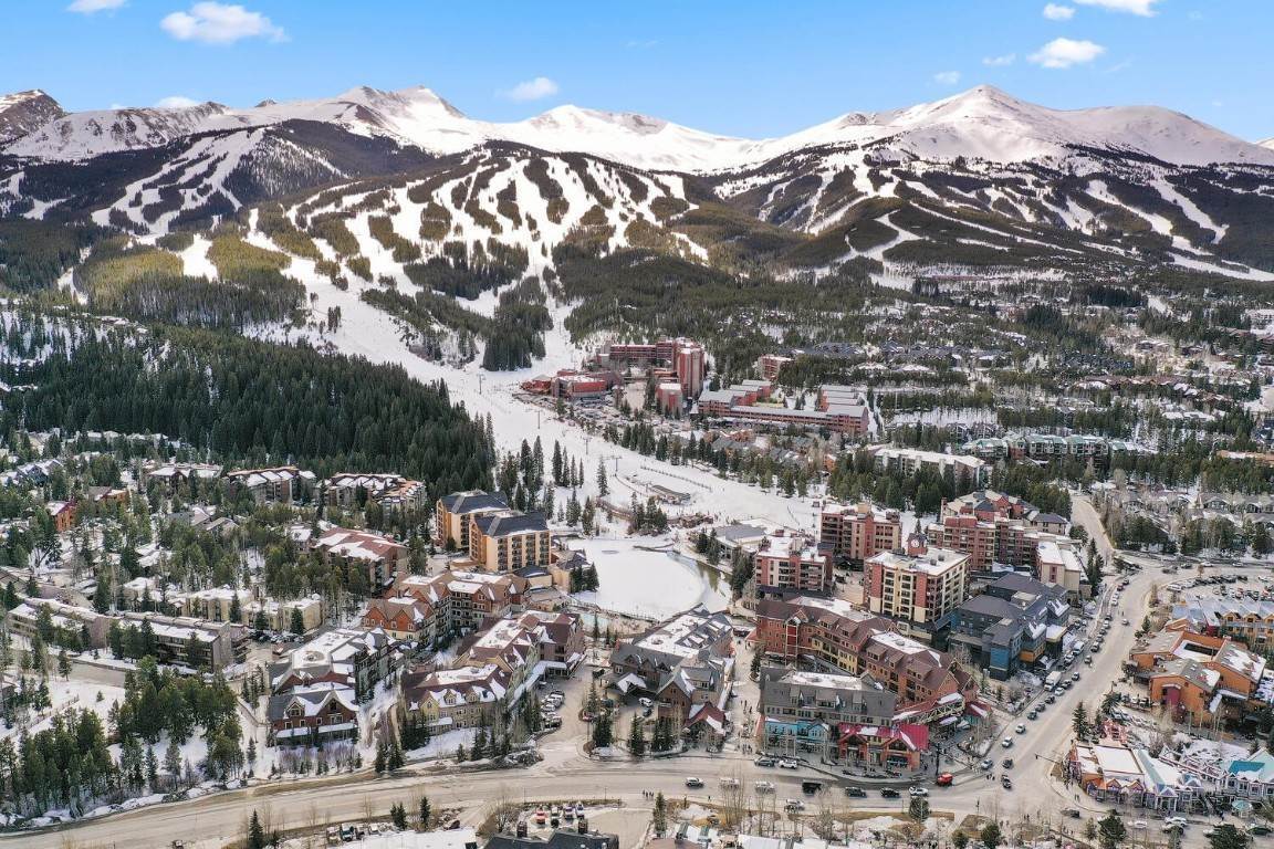 3. Single Family Homes for Active at 600D S Main Street Street Breckenridge, Colorado 80424 United States