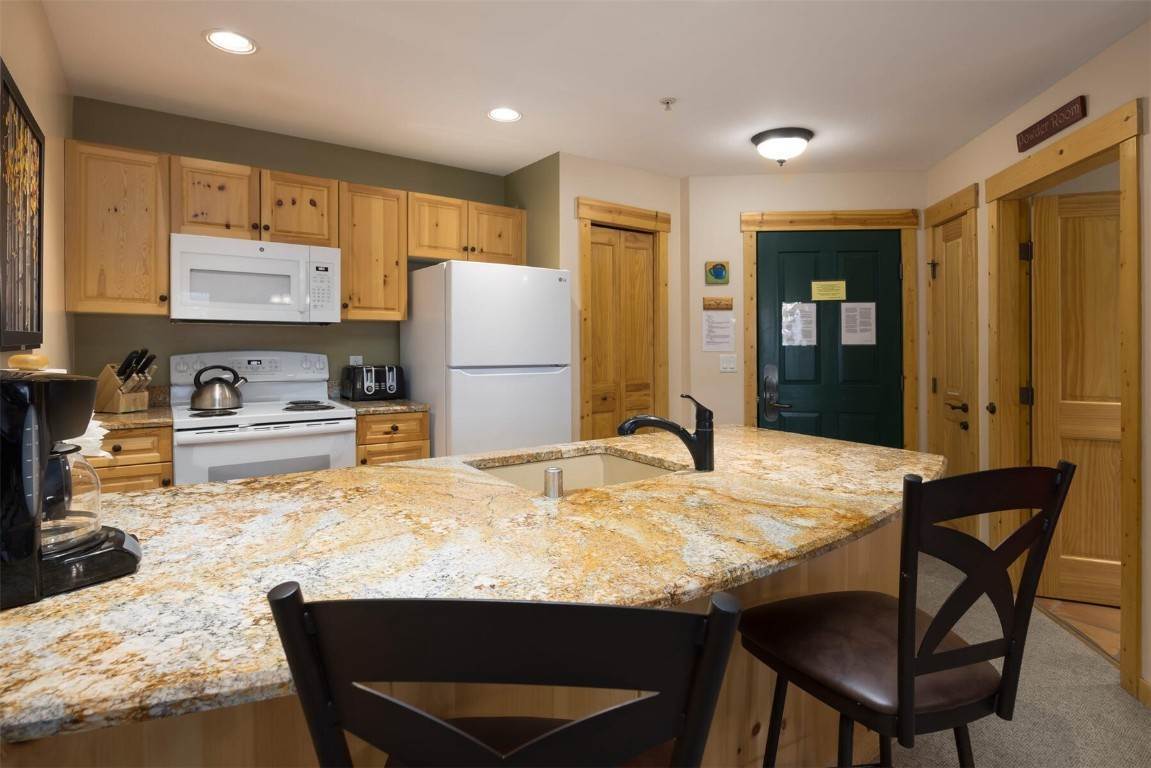 7. Condominiums for Active at 164 Copper Circle Copper Mountain, Colorado 80443 United States