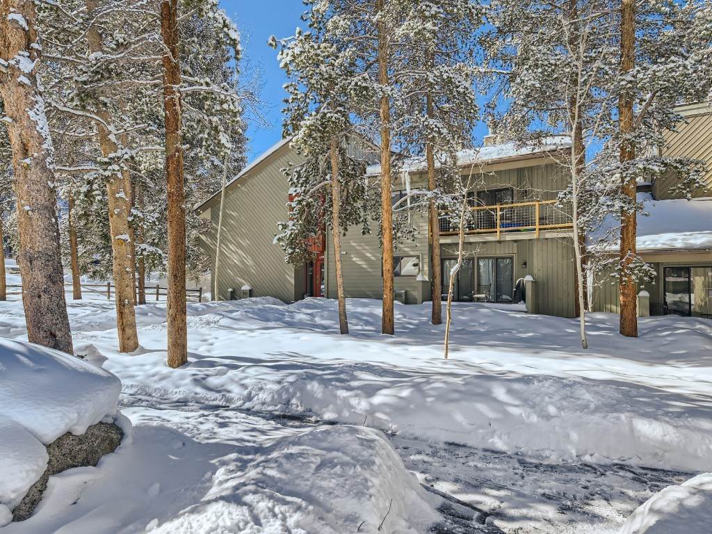 19. Condominiums for Active at 100 Wild Irishman Road Keystone, Colorado 80435 United States