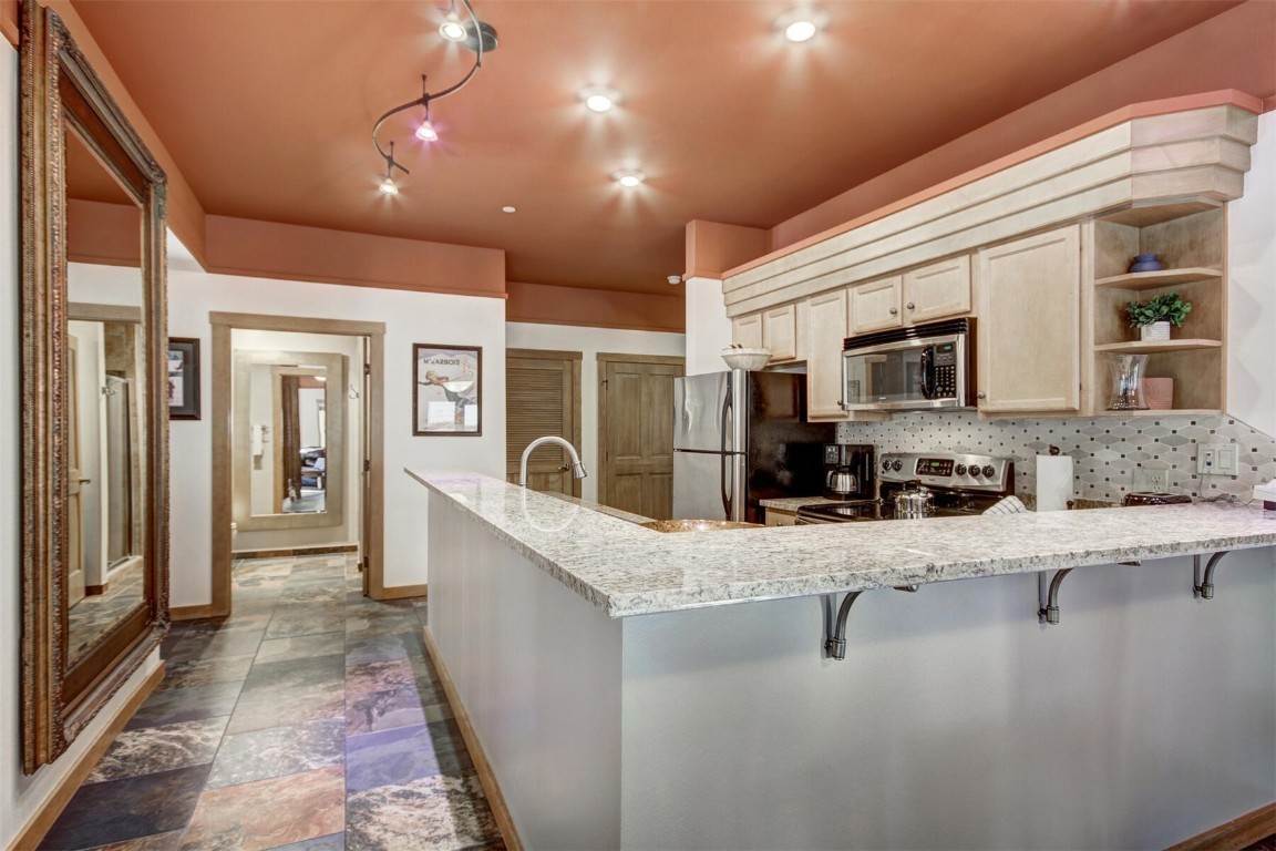 9. Single Family Homes for Active at 91 River Run Road Keystone, Colorado 80435 United States
