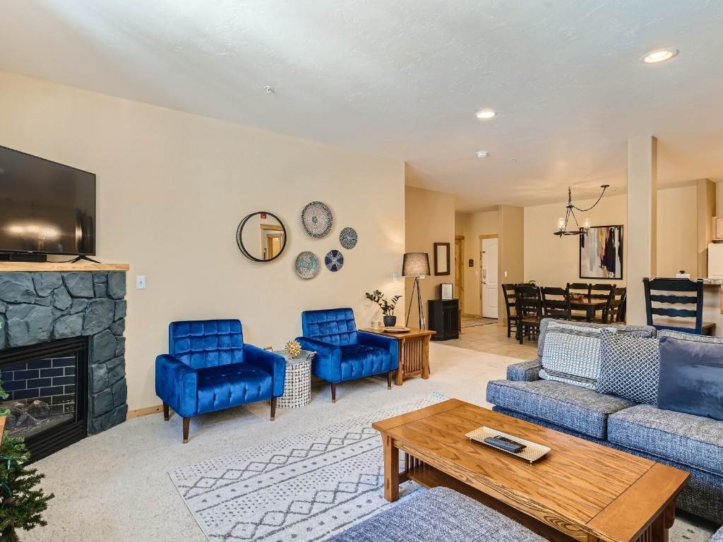 4. Condominiums for Active at 337 Streamside Lane Frisco, Colorado 80443 United States