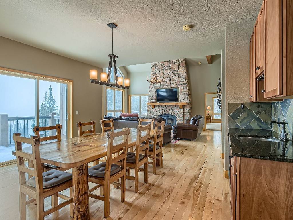 6. Single Family Homes for Active at 672 Kimmes Lane Breckenridge, Colorado 80424 United States