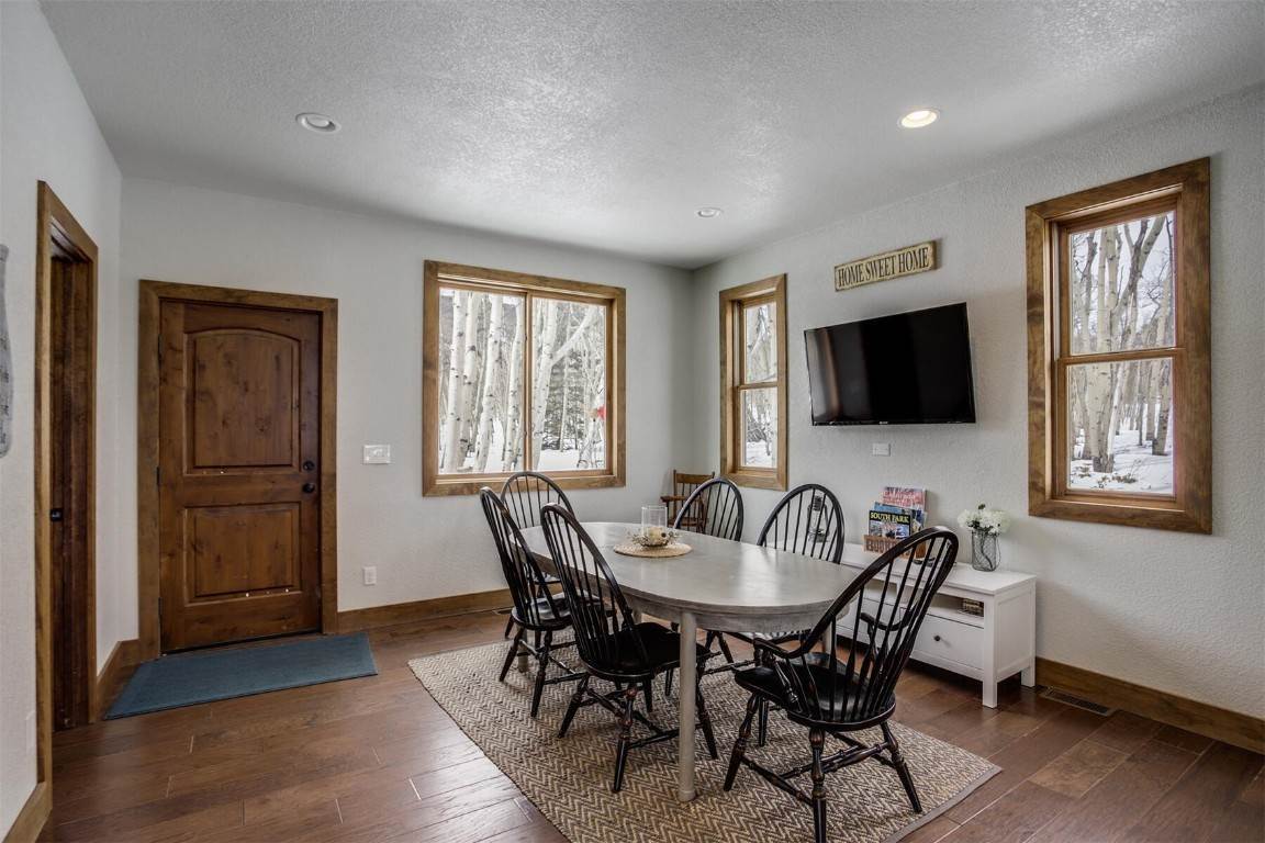 13. Single Family Homes for Active at 85 Warm Springs Road Fairplay, Colorado 80440 United States