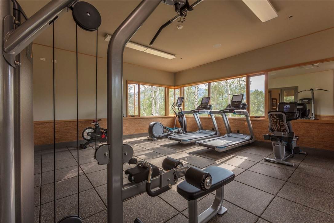 12. Single Family Homes for Active at 167 Vendette Road Silverthorne, Colorado 80498 United States