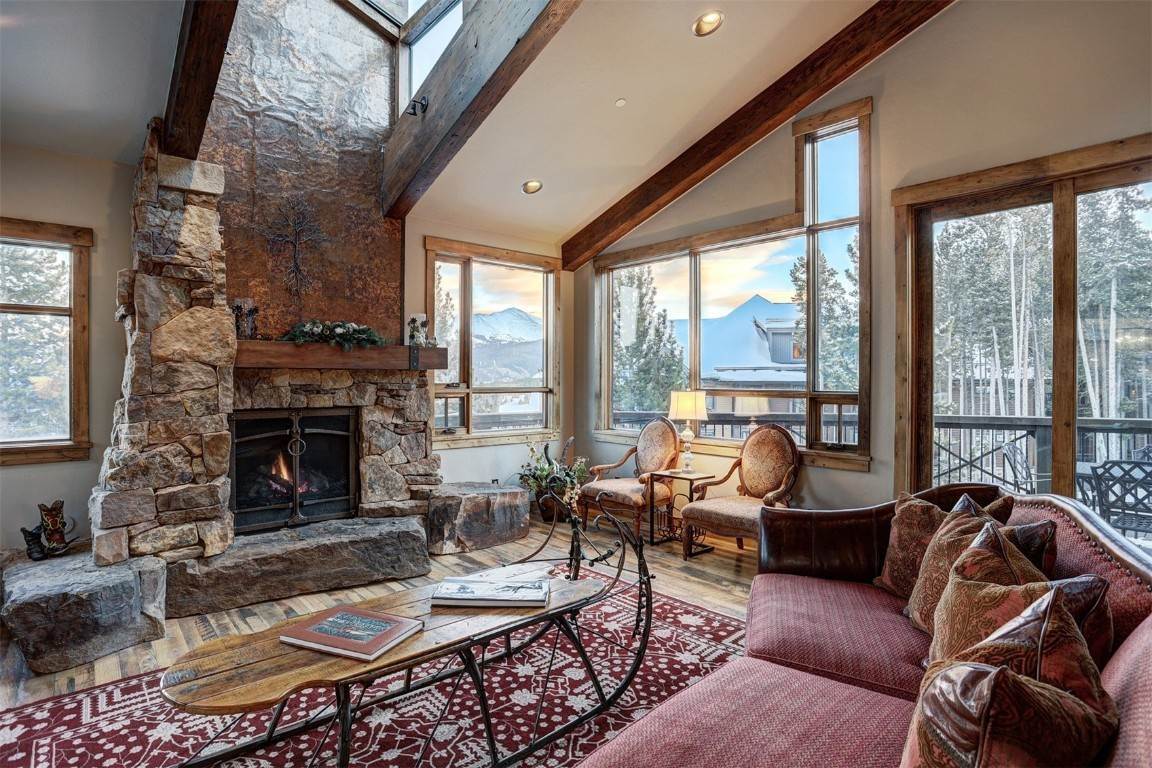 14. Single Family Homes for Active at 19 Peak Eight Court Breckenridge, Colorado 80424 United States