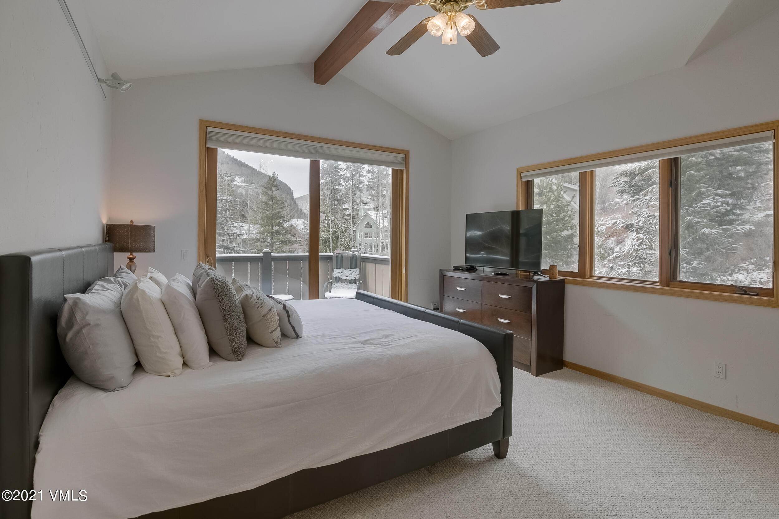 12. Multi-Family Homes for Active at 4501 Spruce Way Vail, Colorado 81657 United States
