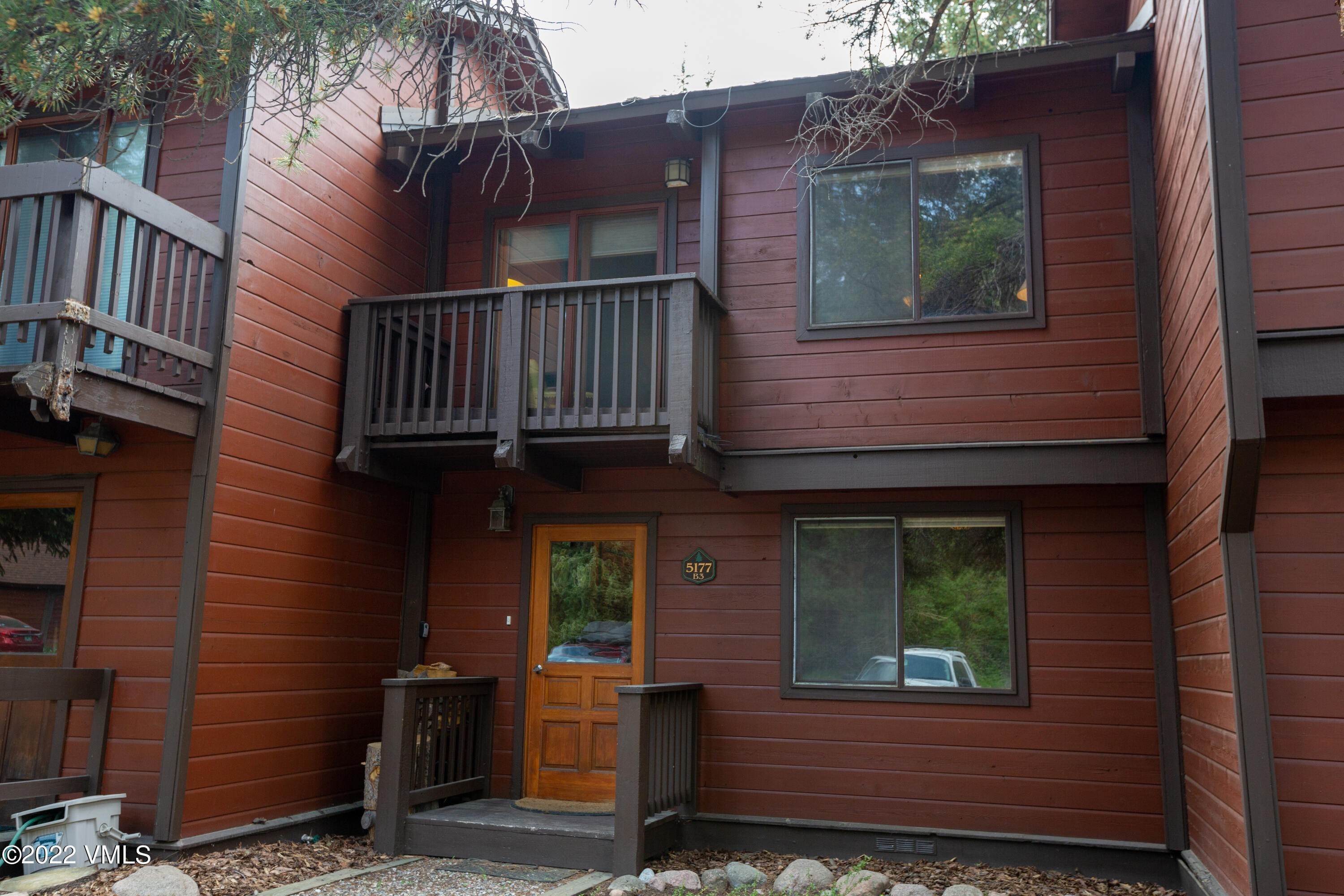 17. Townhouse for Active at 5177 Black Gore Vail, Colorado 81657 United States
