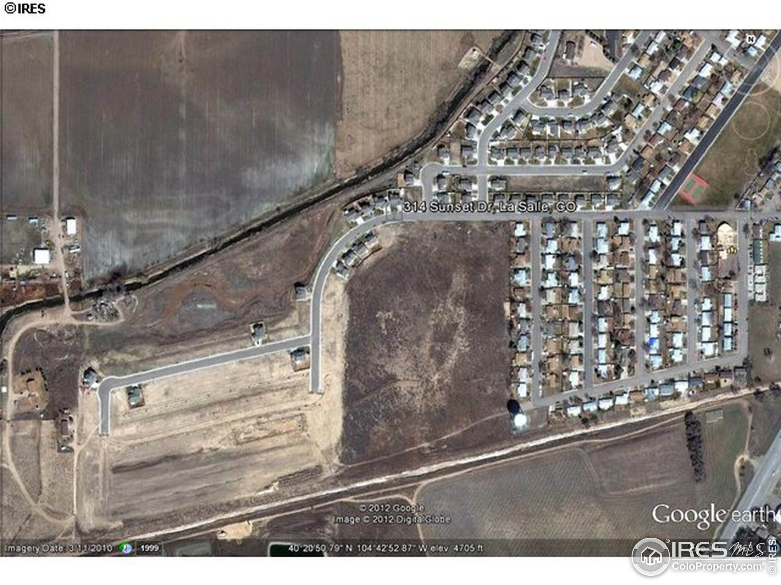 Land for Active at 314 Sunset Drive La Salle, Colorado 80645 United States