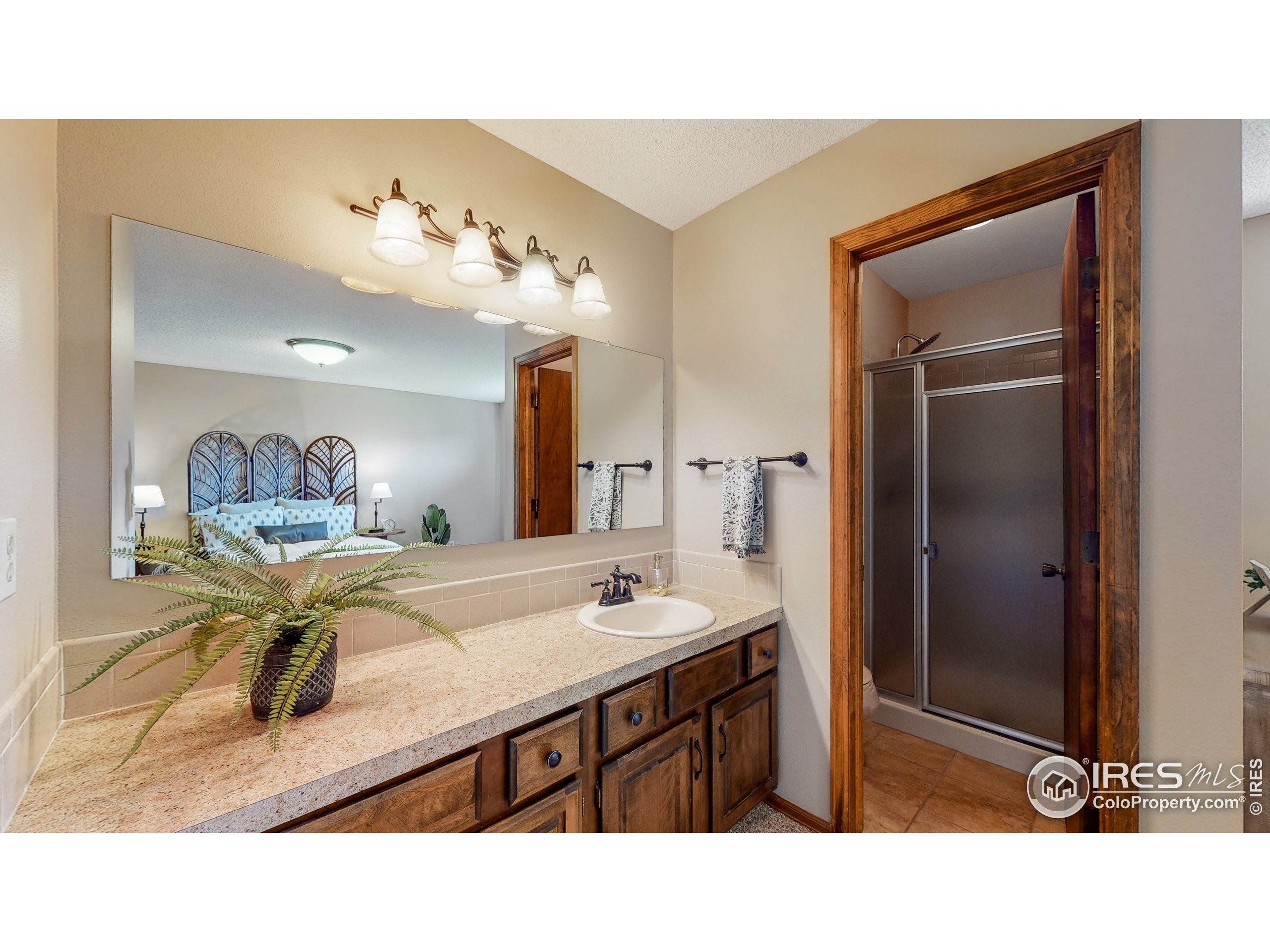 18. Single Family Homes for Active at 354 Kathryn Drive Loveland, Colorado 80537 United States