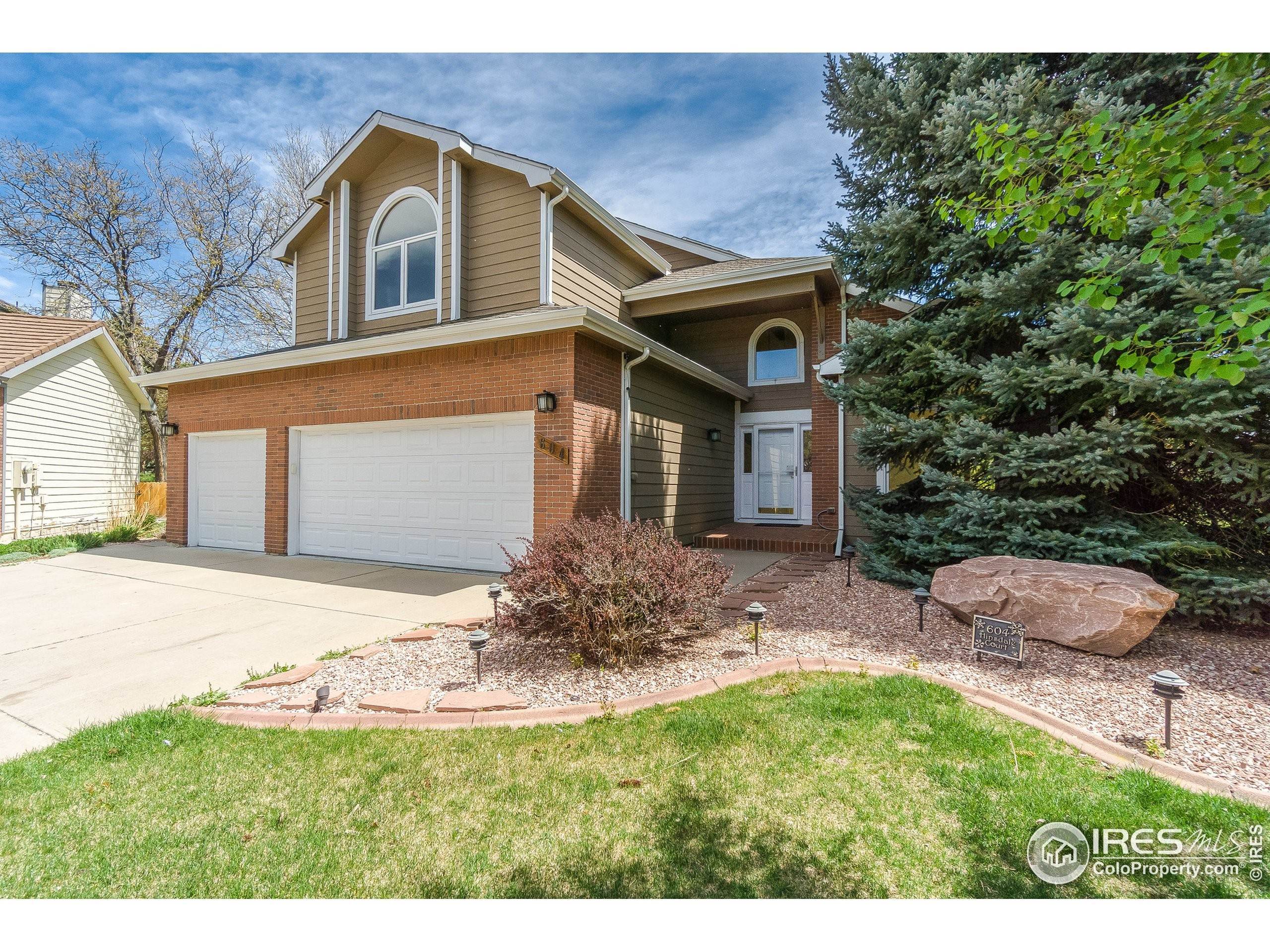 Single Family Homes for Active at 604 Hinsdale Court Fort Collins, Colorado 80526 United States