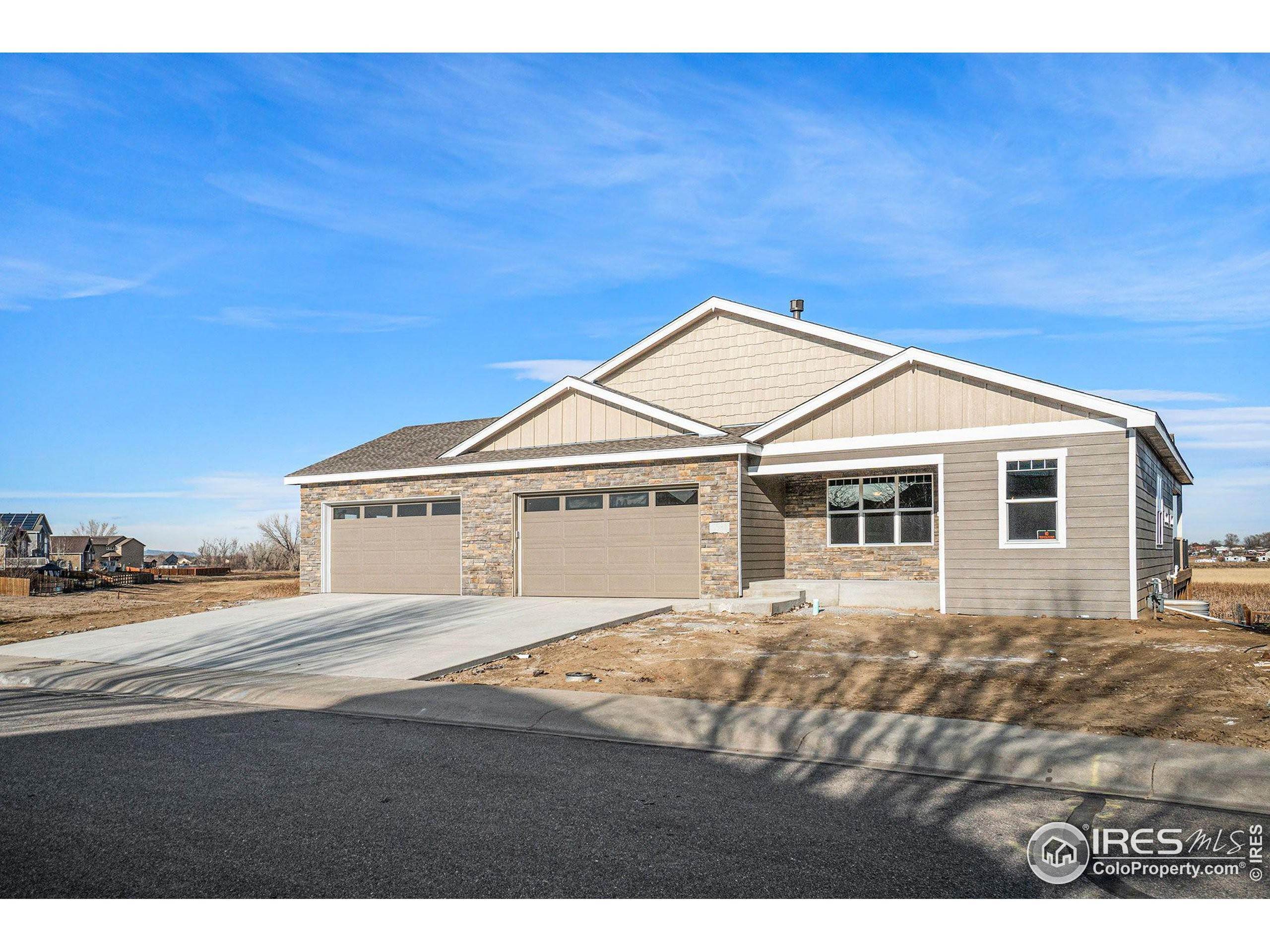 Single Family Homes for Active at 5531 Wetlands Drive Frederick, Colorado 80504 United States