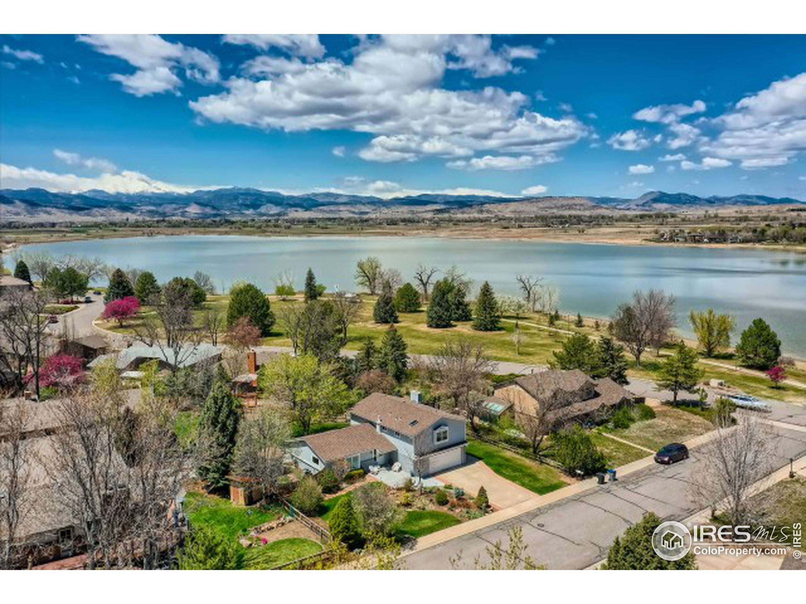 3. Single Family Homes for Active at 1765 Harbor Lane Longmont, Colorado 80503 United States