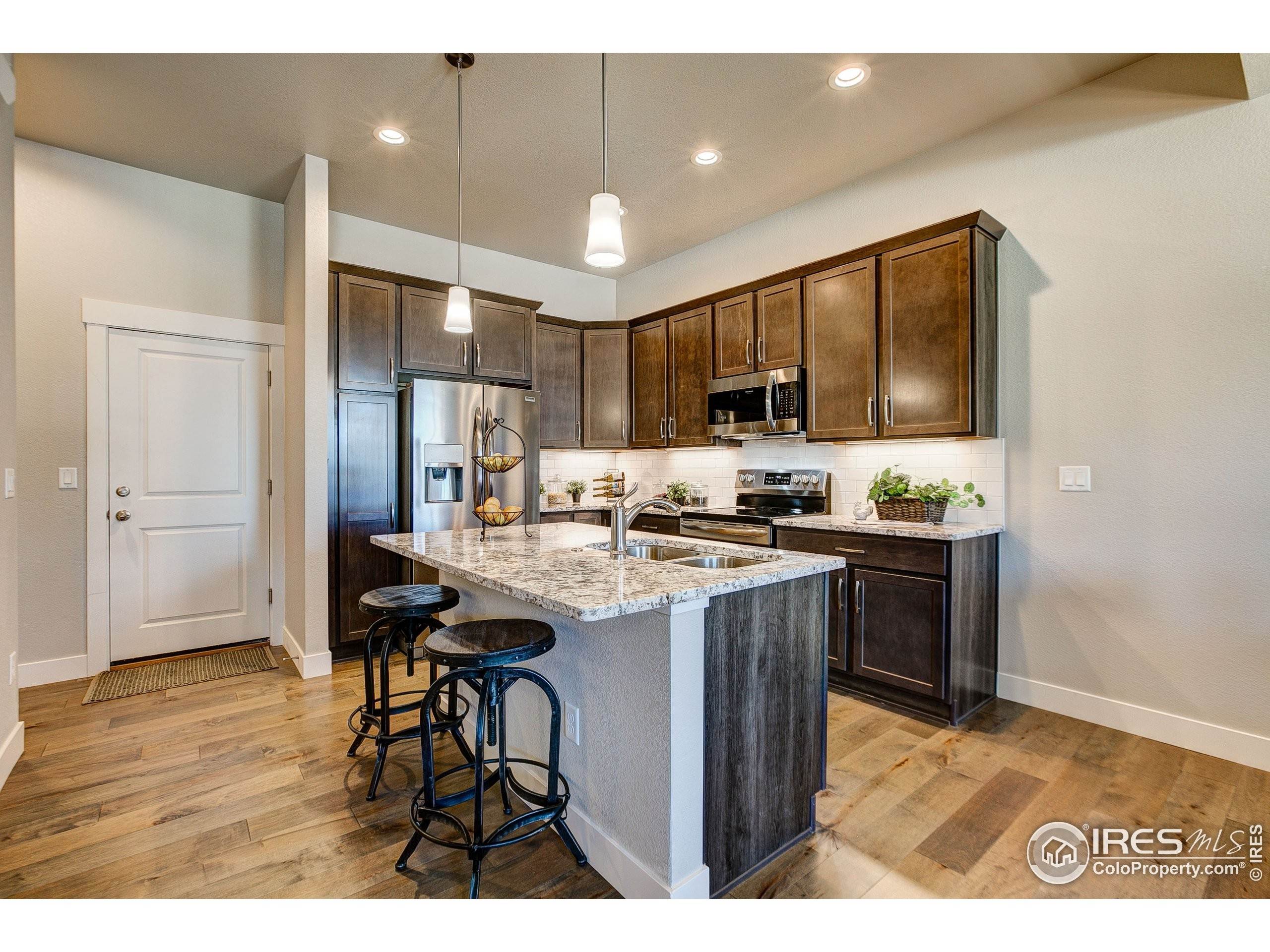 11. Single Family Homes for Active at 4115 Greenhorn Drive Loveland, Colorado 80538 United States
