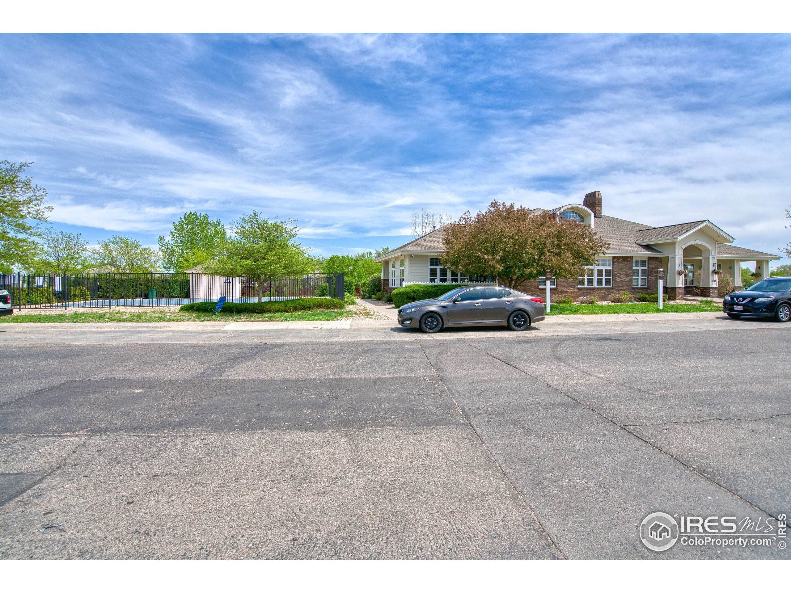 16. Single Family Homes for Active at 435 N 35th Avenue 292 Greeley, Colorado 80631 United States