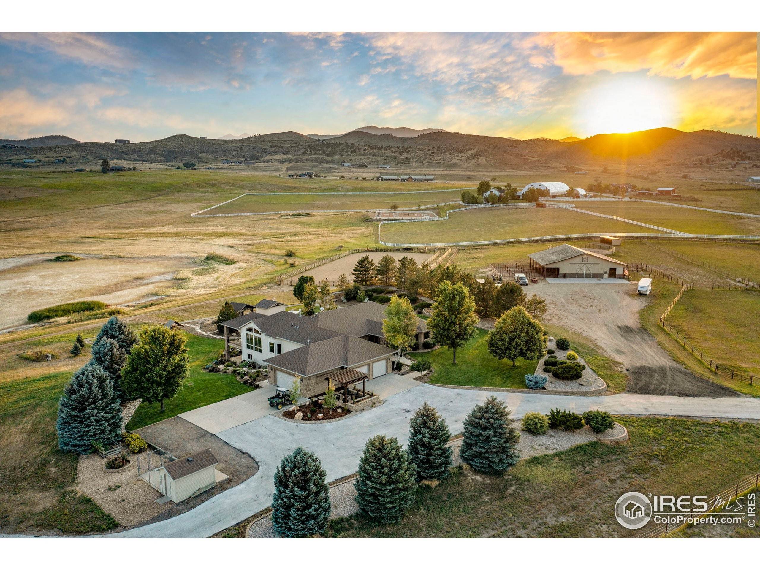 Single Family Homes for Active at 6014 W County Road 12 Loveland, Colorado 80537 United States