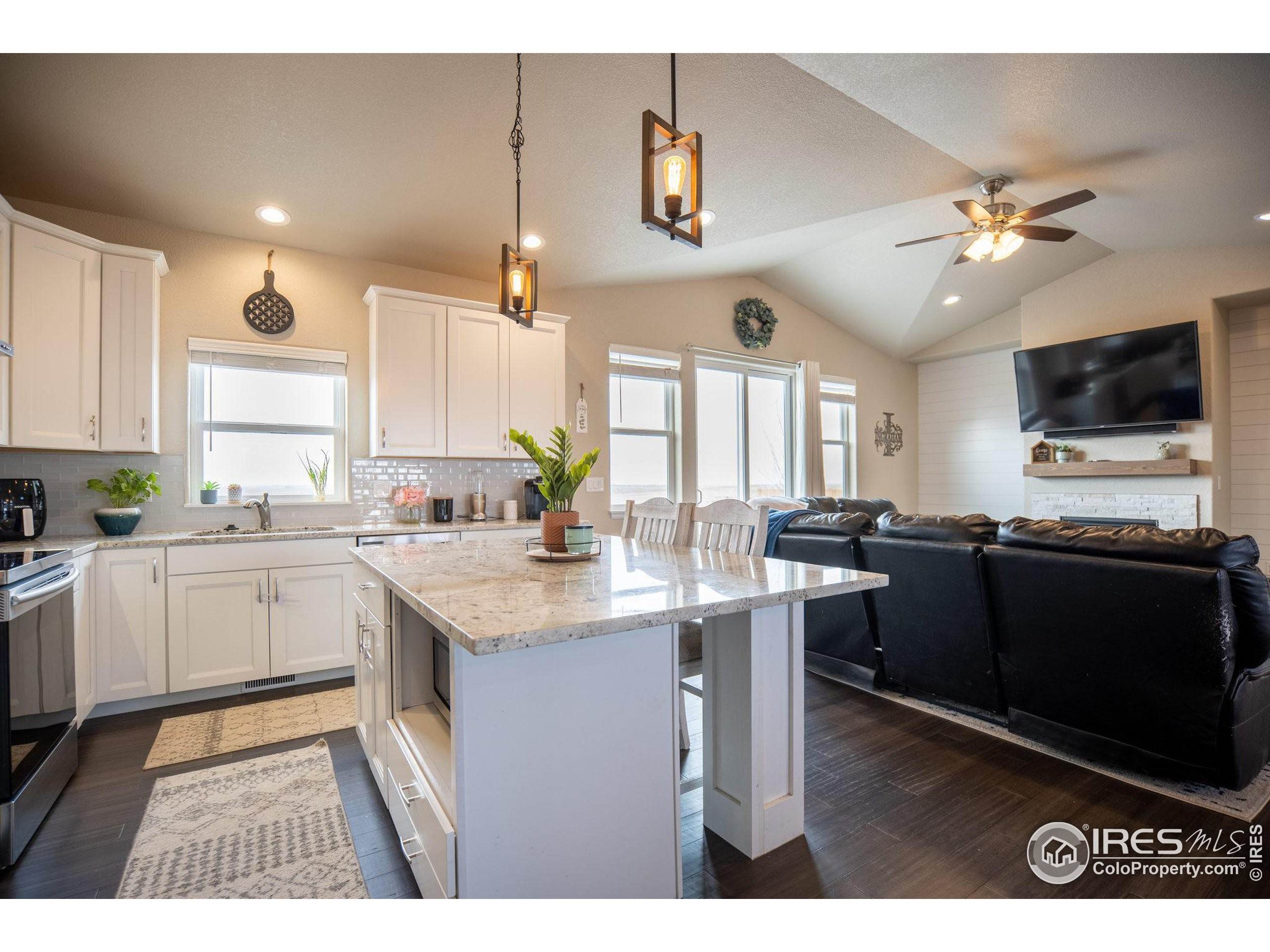4. Single Family Homes for Active at 15535 7.3 Road Wiggins, Colorado 80654 United States