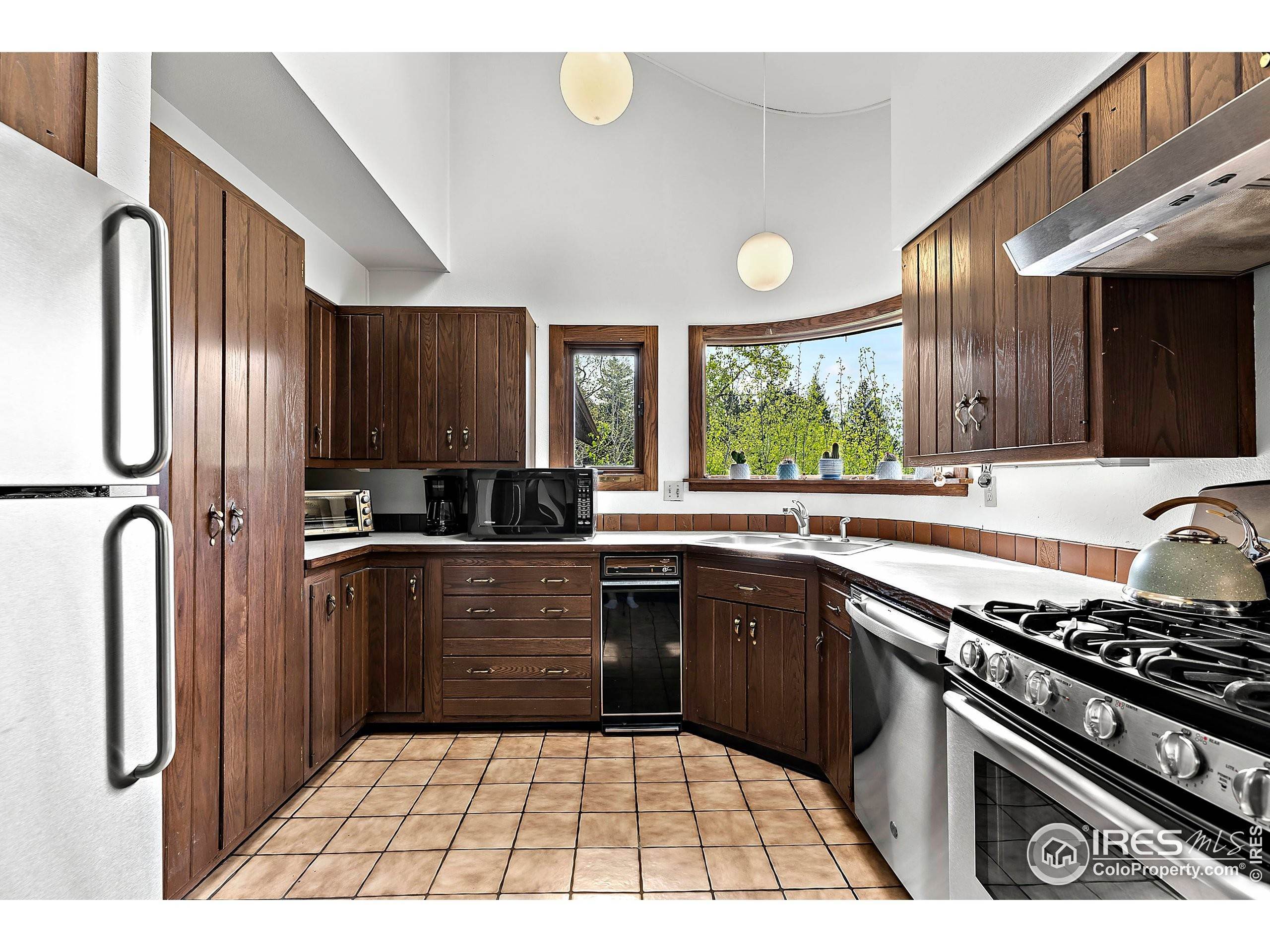 13. Single Family Homes for Active at 5089 Flagstaff Road Boulder, Colorado 80302 United States