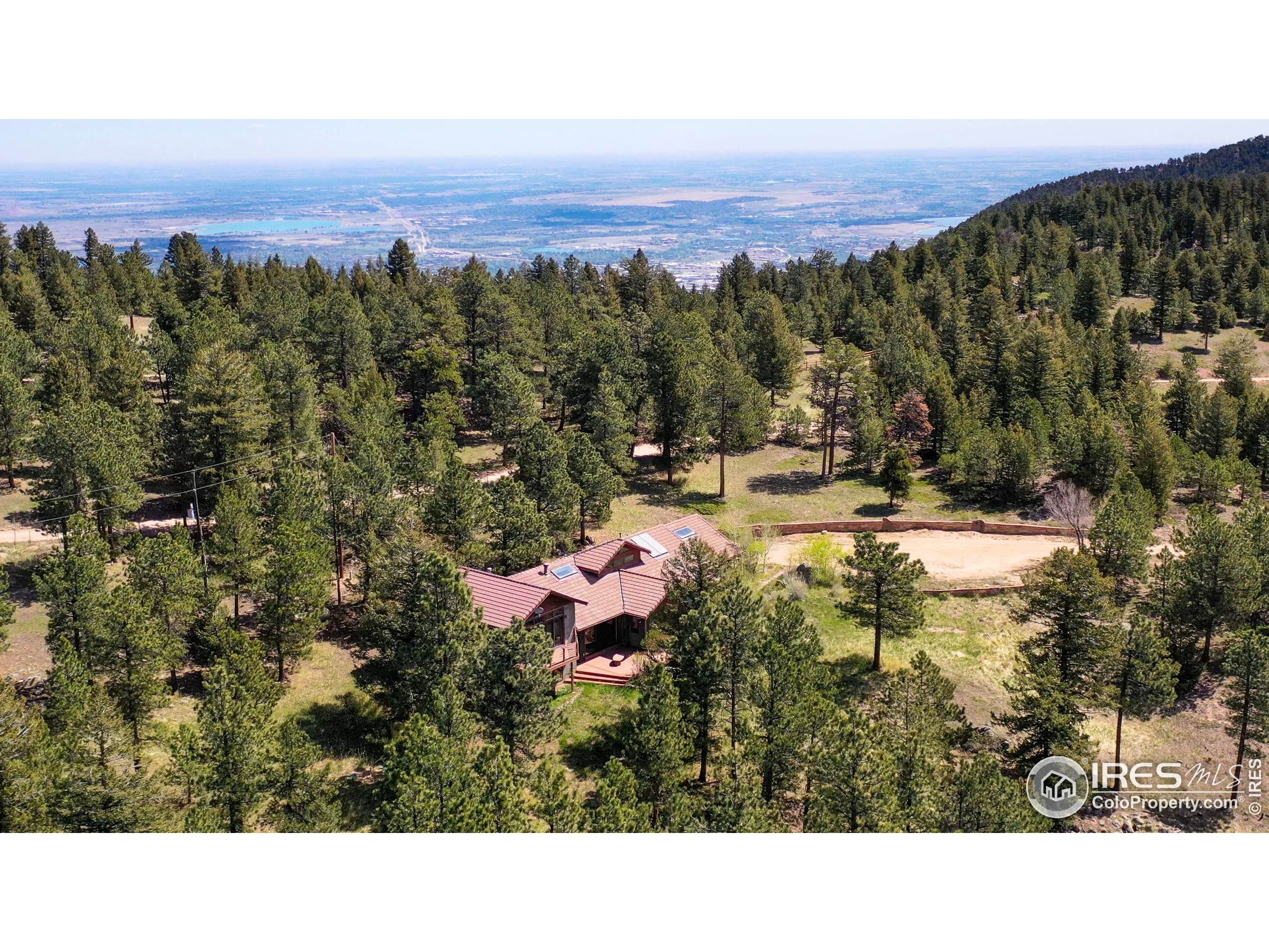 5. Single Family Homes for Active at 5089 Flagstaff Road Boulder, Colorado 80302 United States