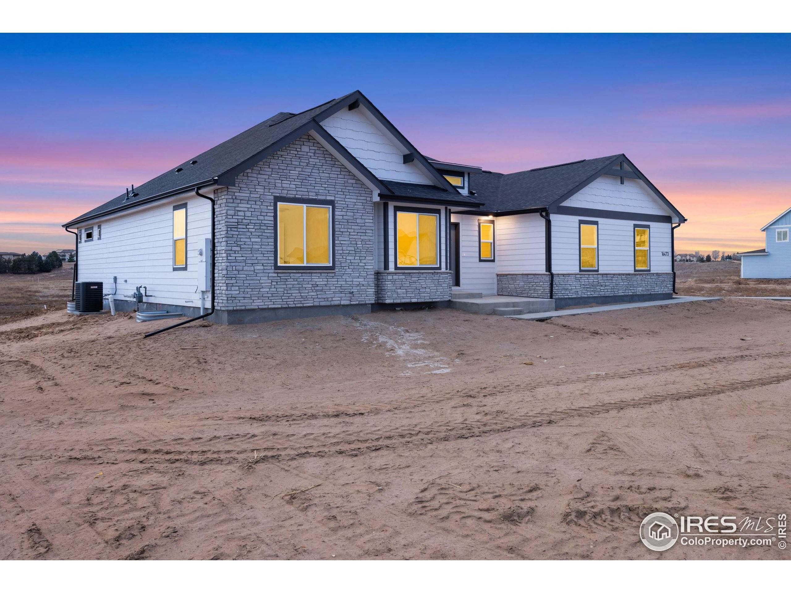 Single Family Homes for Active at 16473 Essex Road Platteville, Colorado 80651 United States