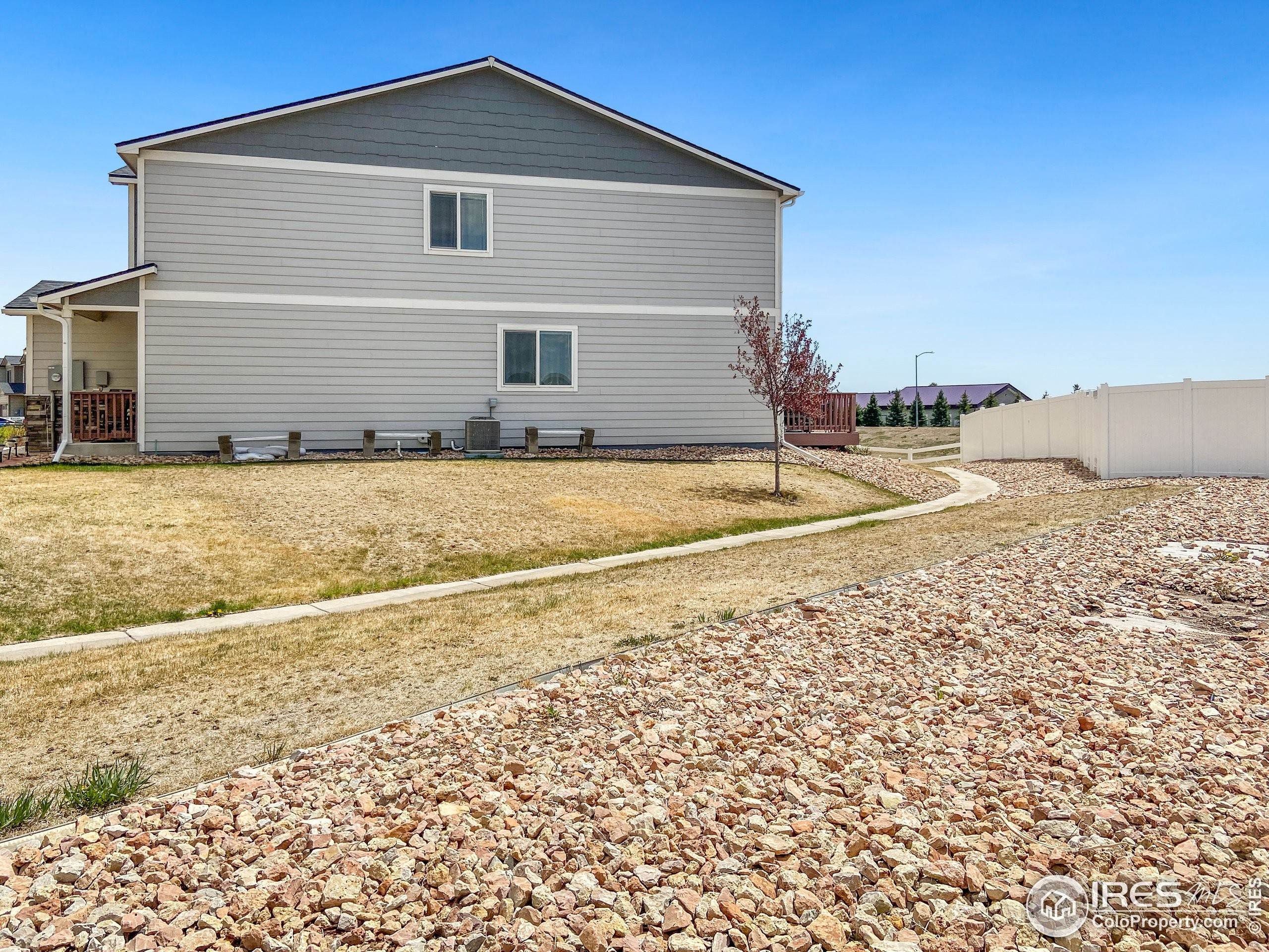 20. Single Family Homes for Active at 3113 Alybar Drive A Wellington, Colorado 80549 United States