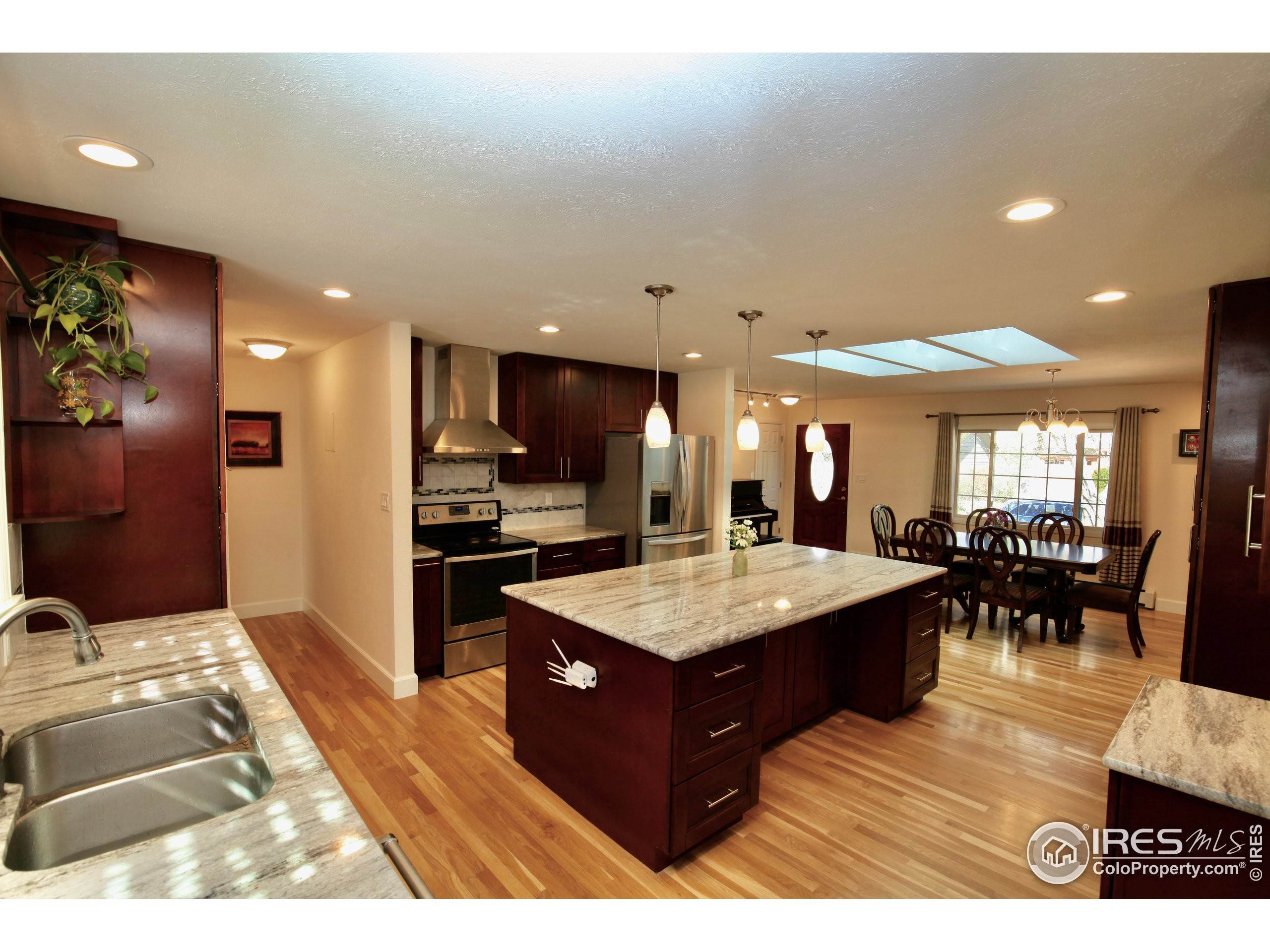 10. Single Family Homes for Active at 1295 Edinboro Drive Boulder, Colorado 80305 United States