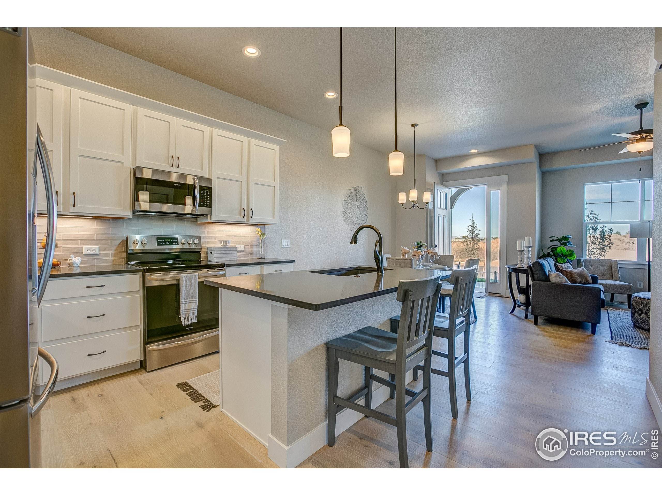 5. Single Family Homes for Active at 4171 Greenhorn Drive Loveland, Colorado 80538 United States