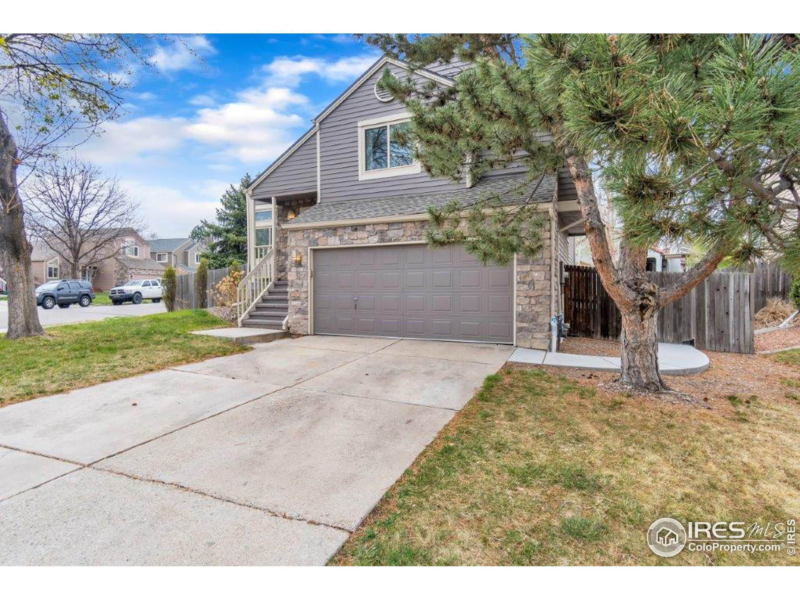 3. Single Family Homes for Active at 3310 W 115th Avenue Westminster, Colorado 80031 United States