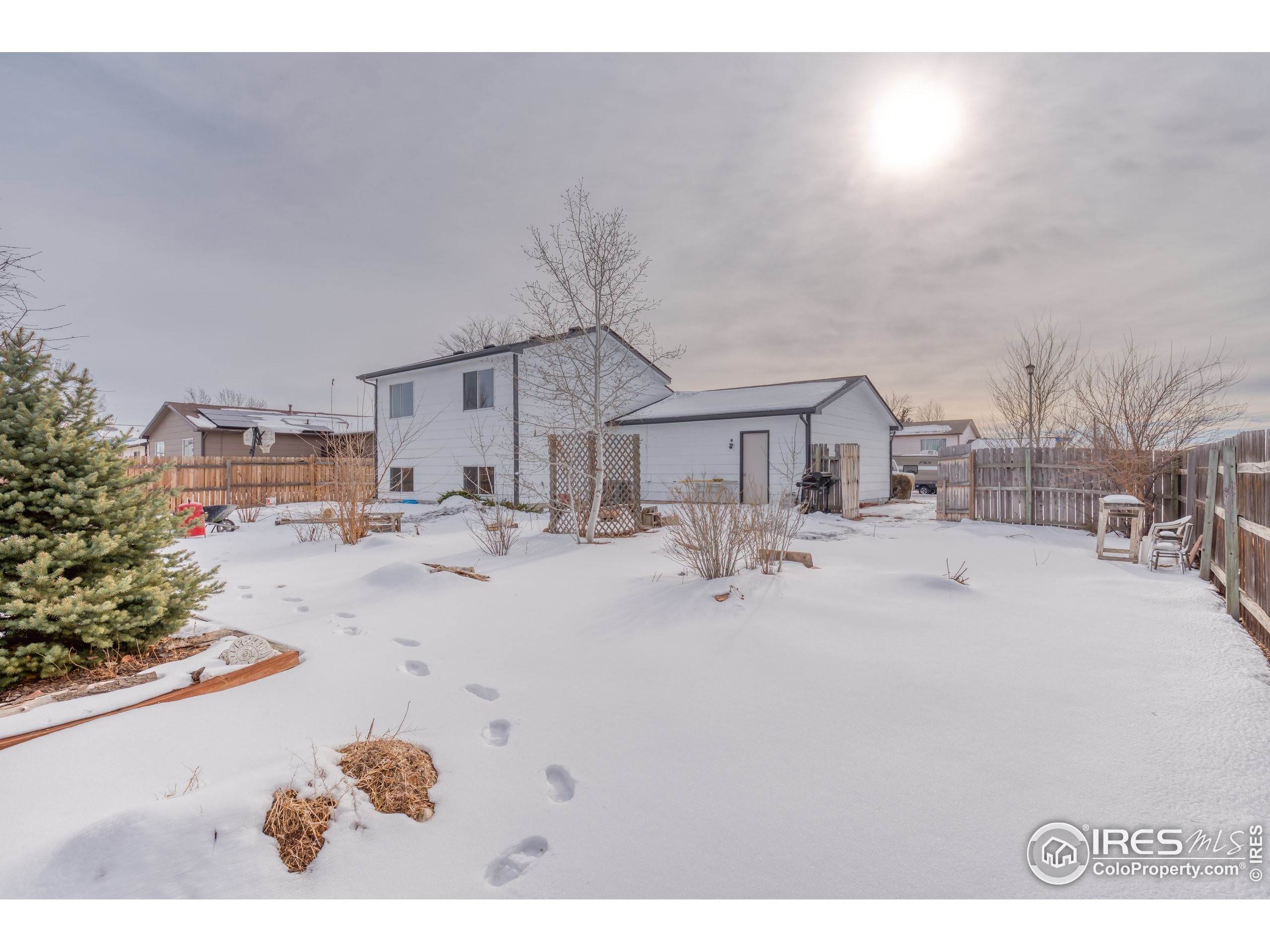 3. Single Family Homes for Active at 1625 41st St Road Evans, Colorado 80620 United States