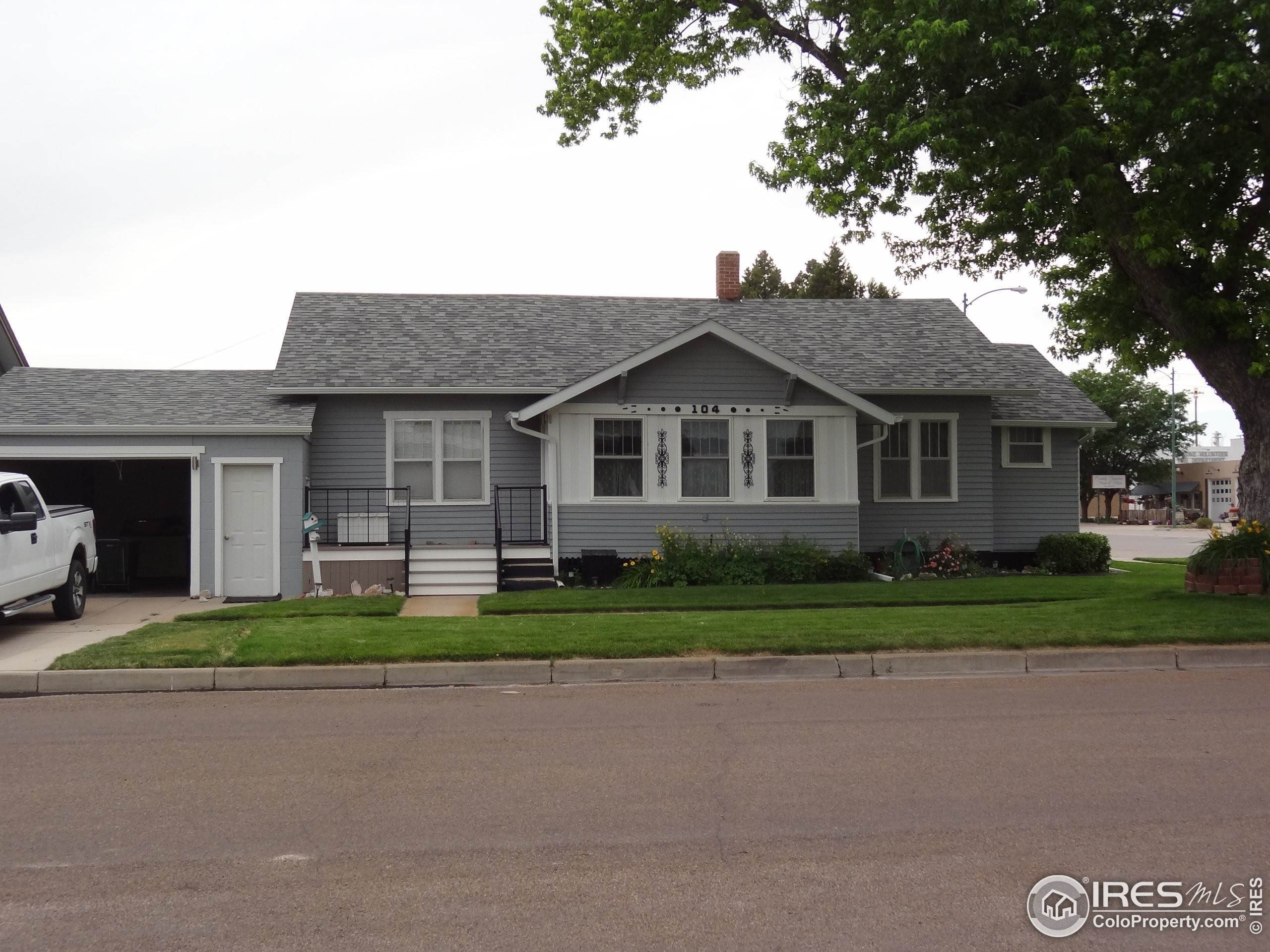 Single Family Homes por un Venta en 104 S Phelan Avenue Holyoke, Colorado 80734 Estados Unidos