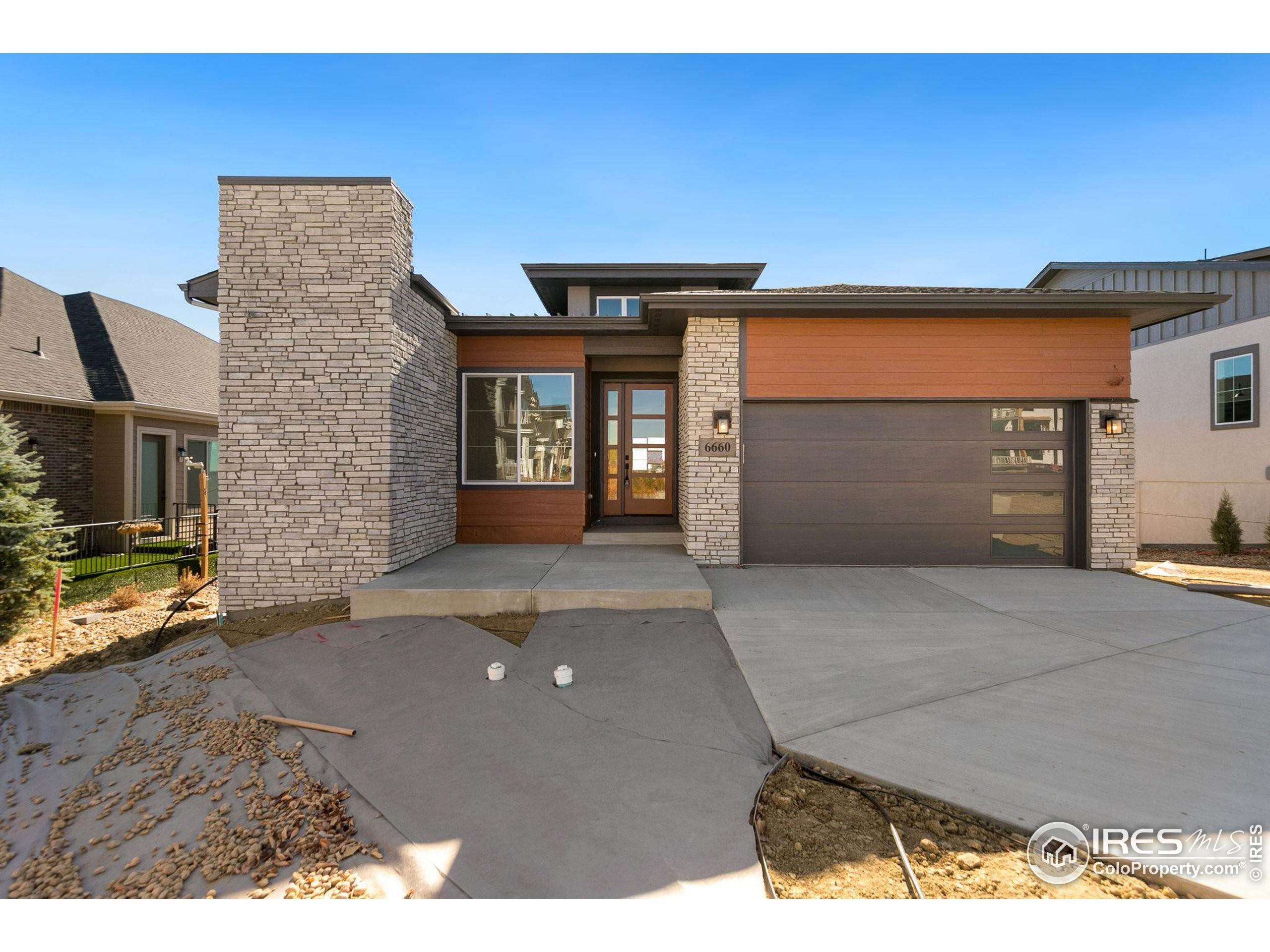 Single Family Homes for Active at 6660 Balsam Street Arvada, Colorado 80004 United States