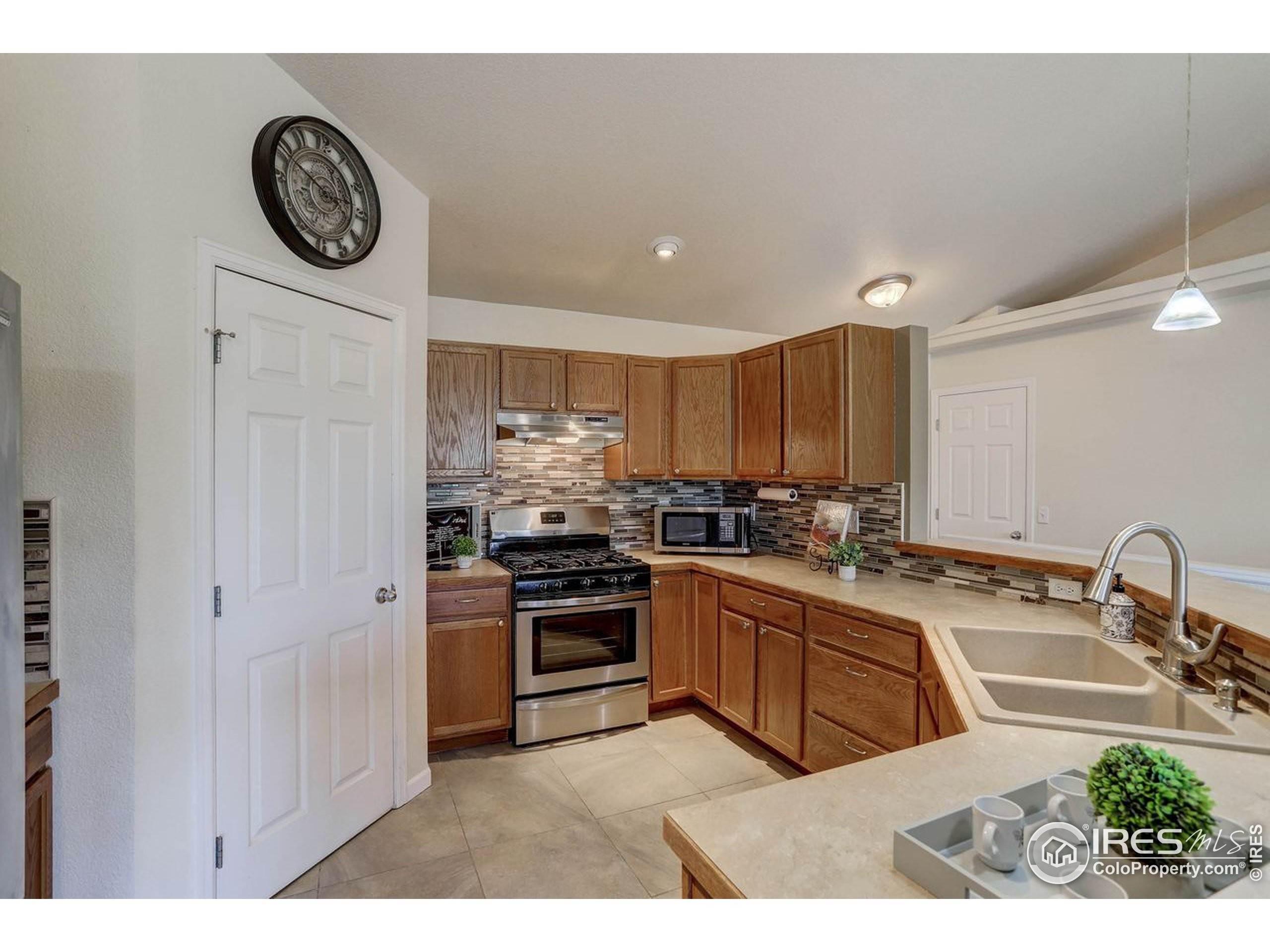 5. Single Family Homes for Active at 395 Brittlebush Drive Loveland, Colorado 80537 United States