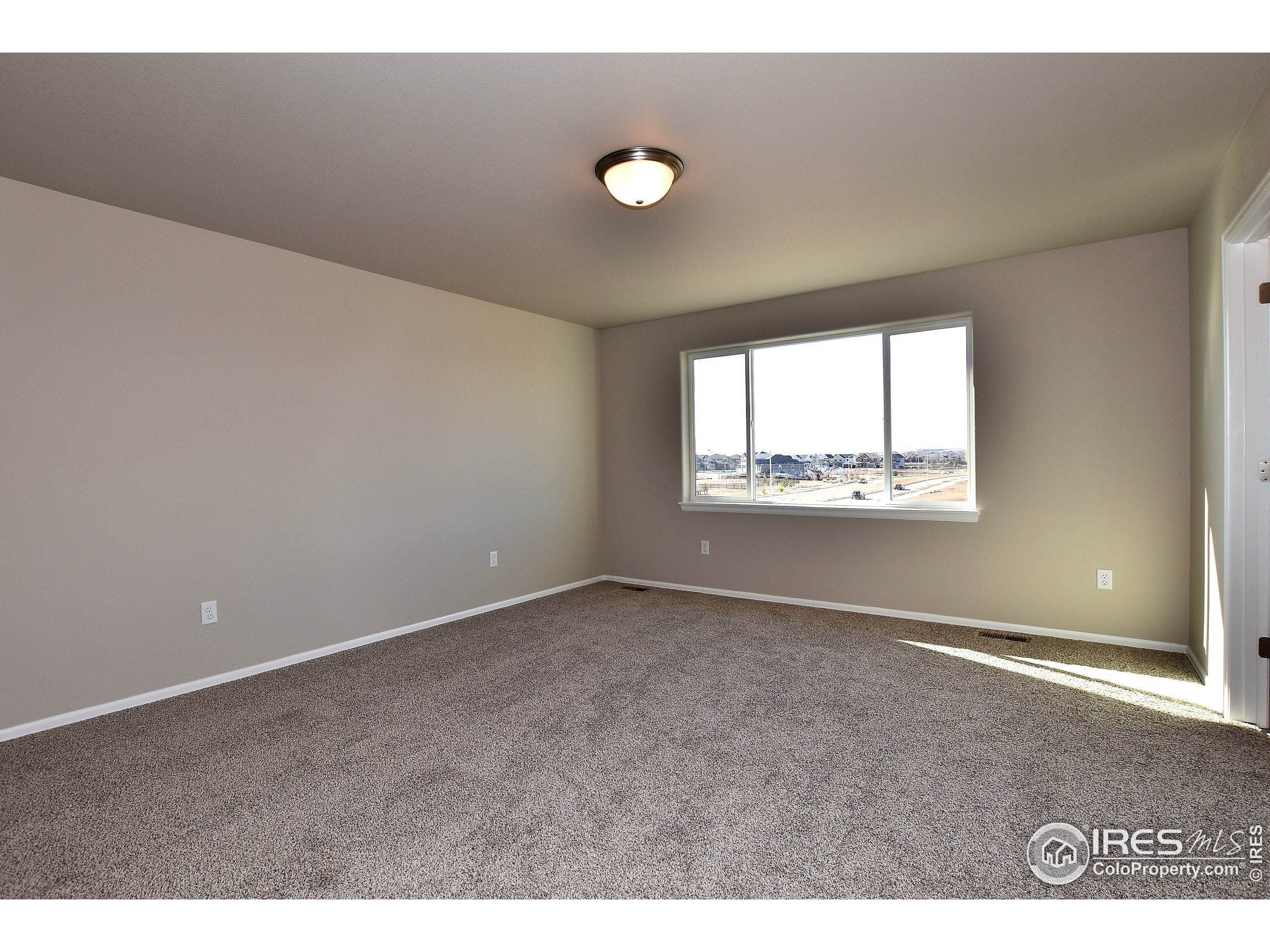 16. Single Family Homes for Active at 10521 16th St Road Greeley, Colorado 80634 United States