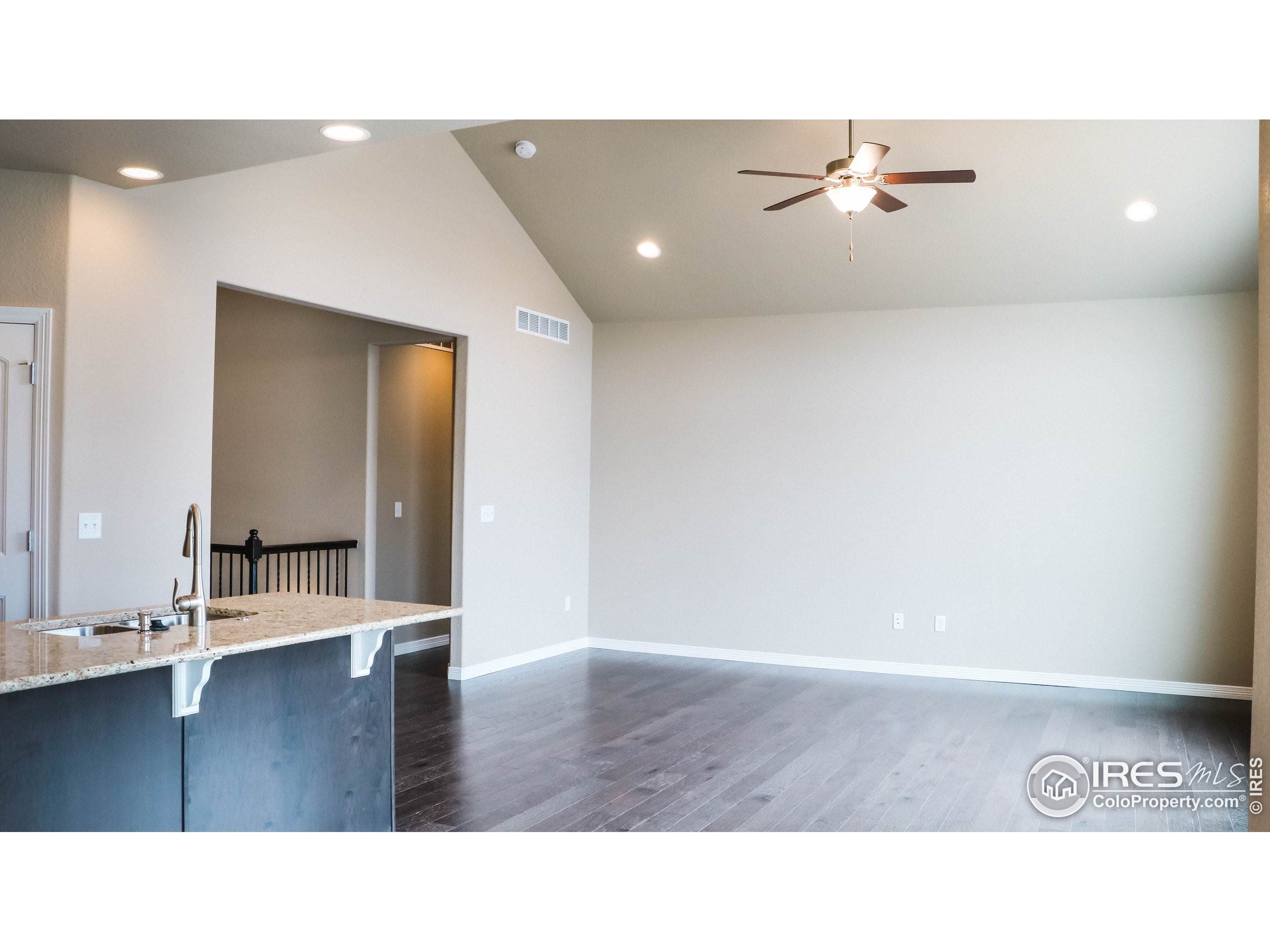 5. Single Family Homes for Active at 5605 Olathe Avenue Loveland, Colorado 80538 United States