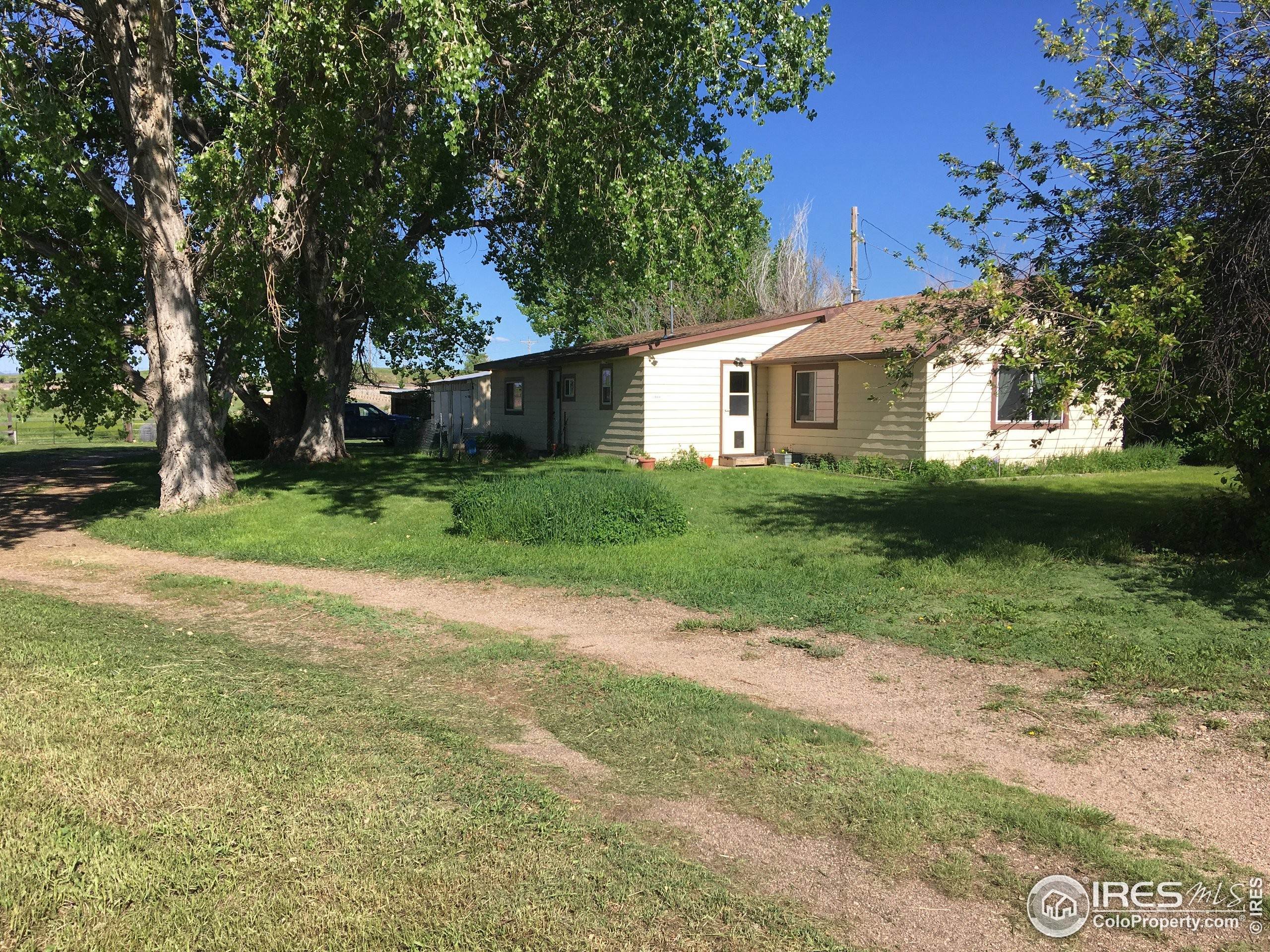 Single Family Homes for Active at 11664 N County Road 7 Wellington, Colorado 80549 United States
